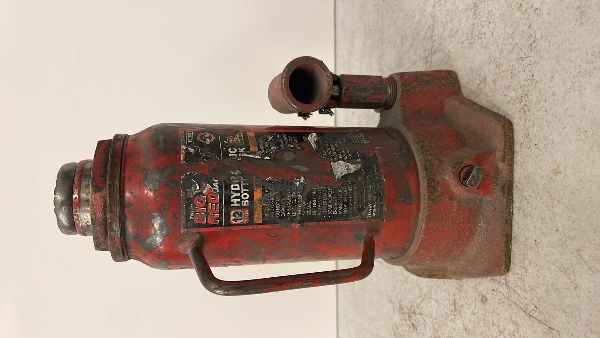 Photo 1 of BIG RED 12 TON BOTTLE JACK MISSING HANDLE