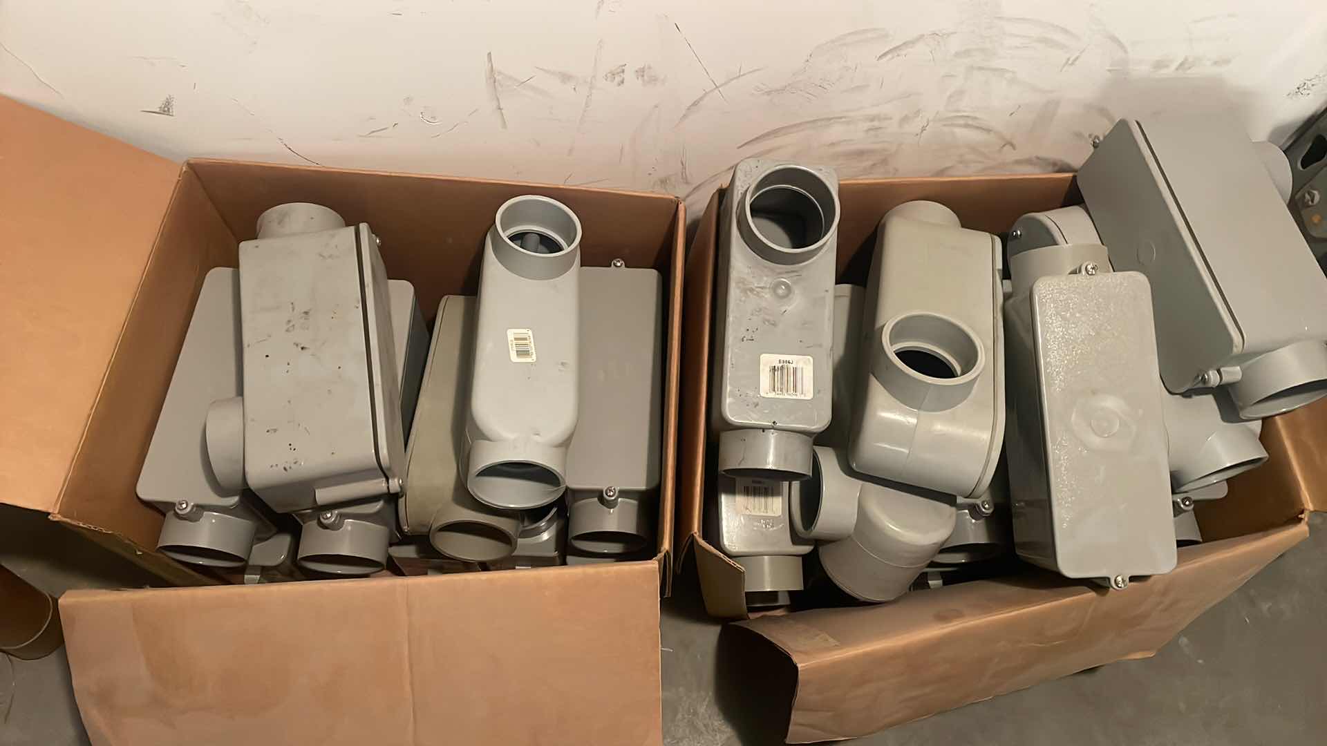 Photo 1 of CANTEX PVC CONDUIT BODY 2”-3”