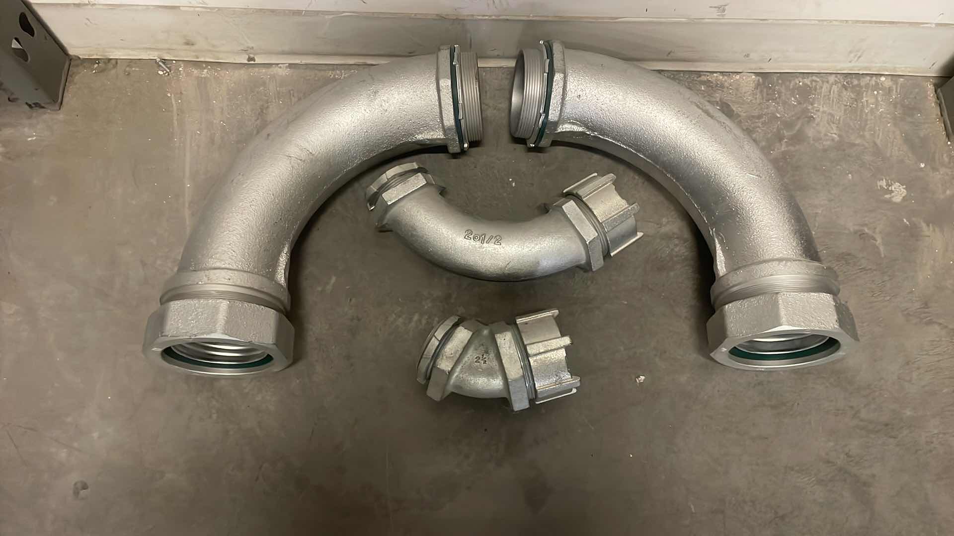 Photo 1 of 4” CONDUIT ELBOWS 
2-1/2” ELBOWS