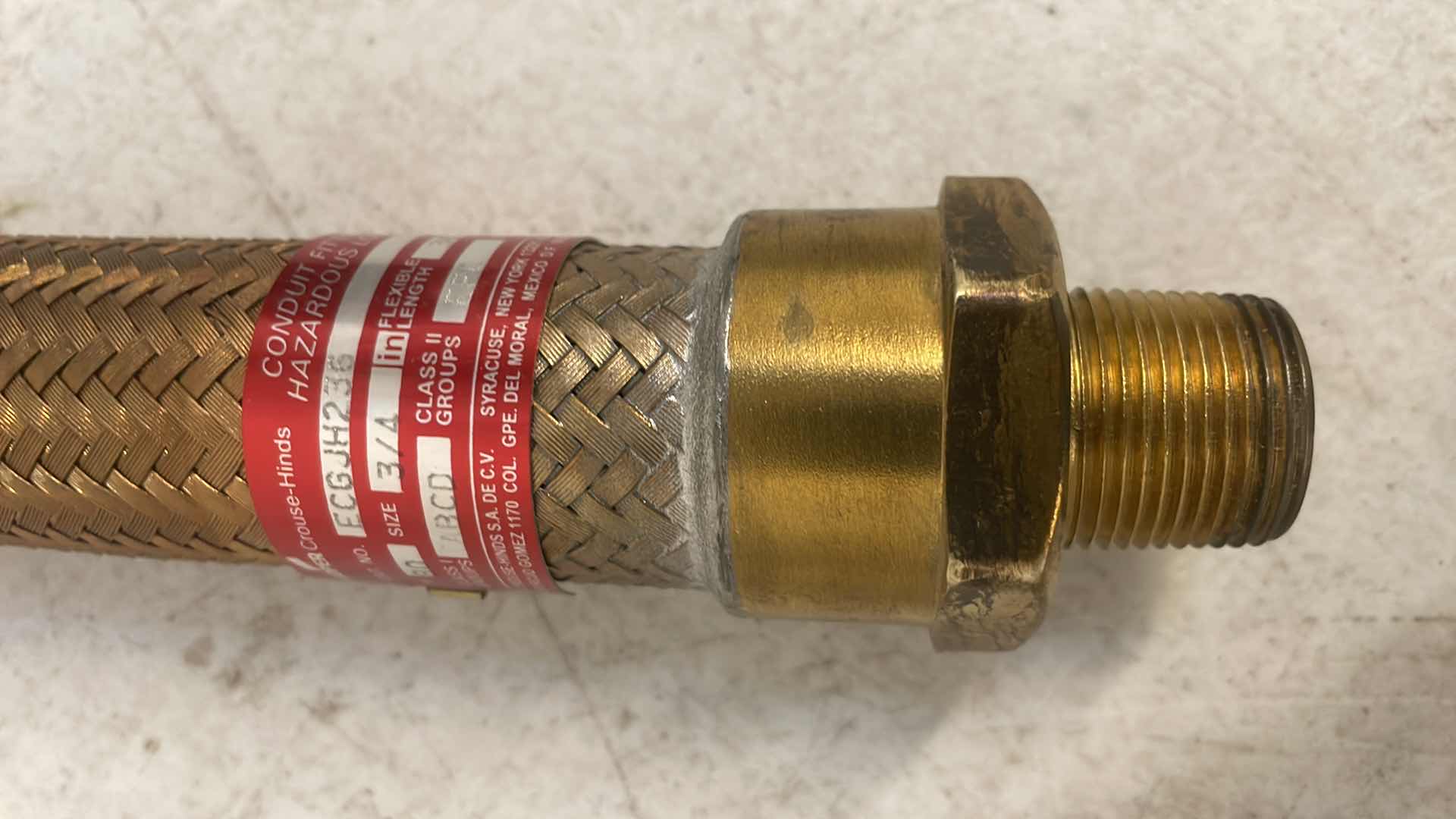 Photo 2 of CROUSE-HINDS ECGJH236 3/4" EXPLOSIONPROOF, DUST-IGNITIONPROOF FLEXIBLE COUPLING, 36" LENGTH