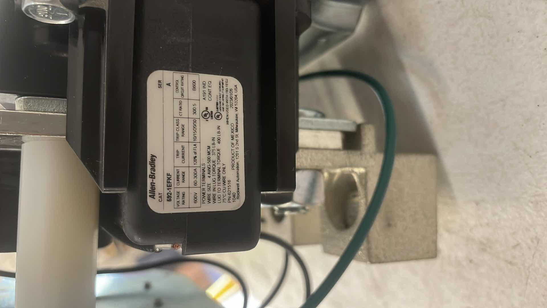 Photo 4 of ALLEN BRADLEY 193-1EFKZ E100 OVER LOAD RELAY