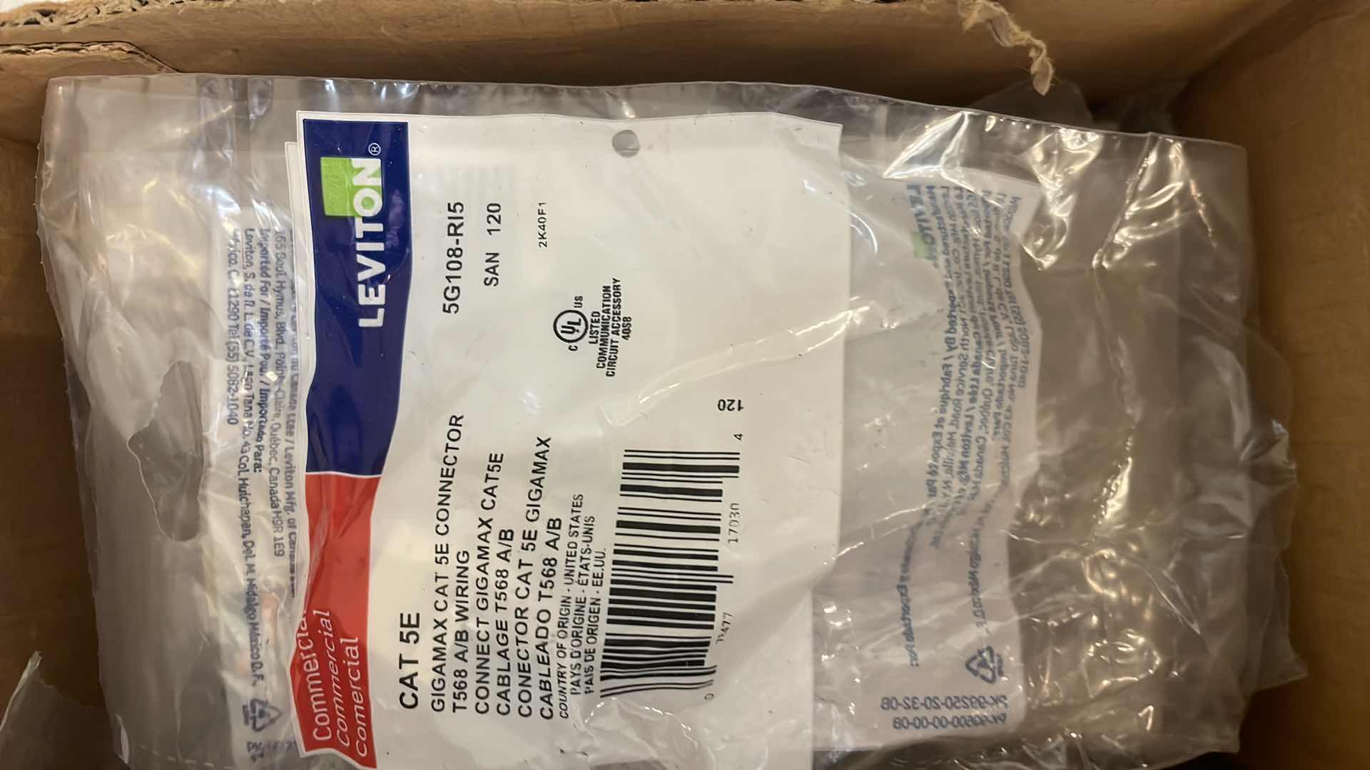 Photo 1 of OUTLETS PLUGS CORD PLUG ENDS CAT 5E CONNECTORS PHOTOCONTROL