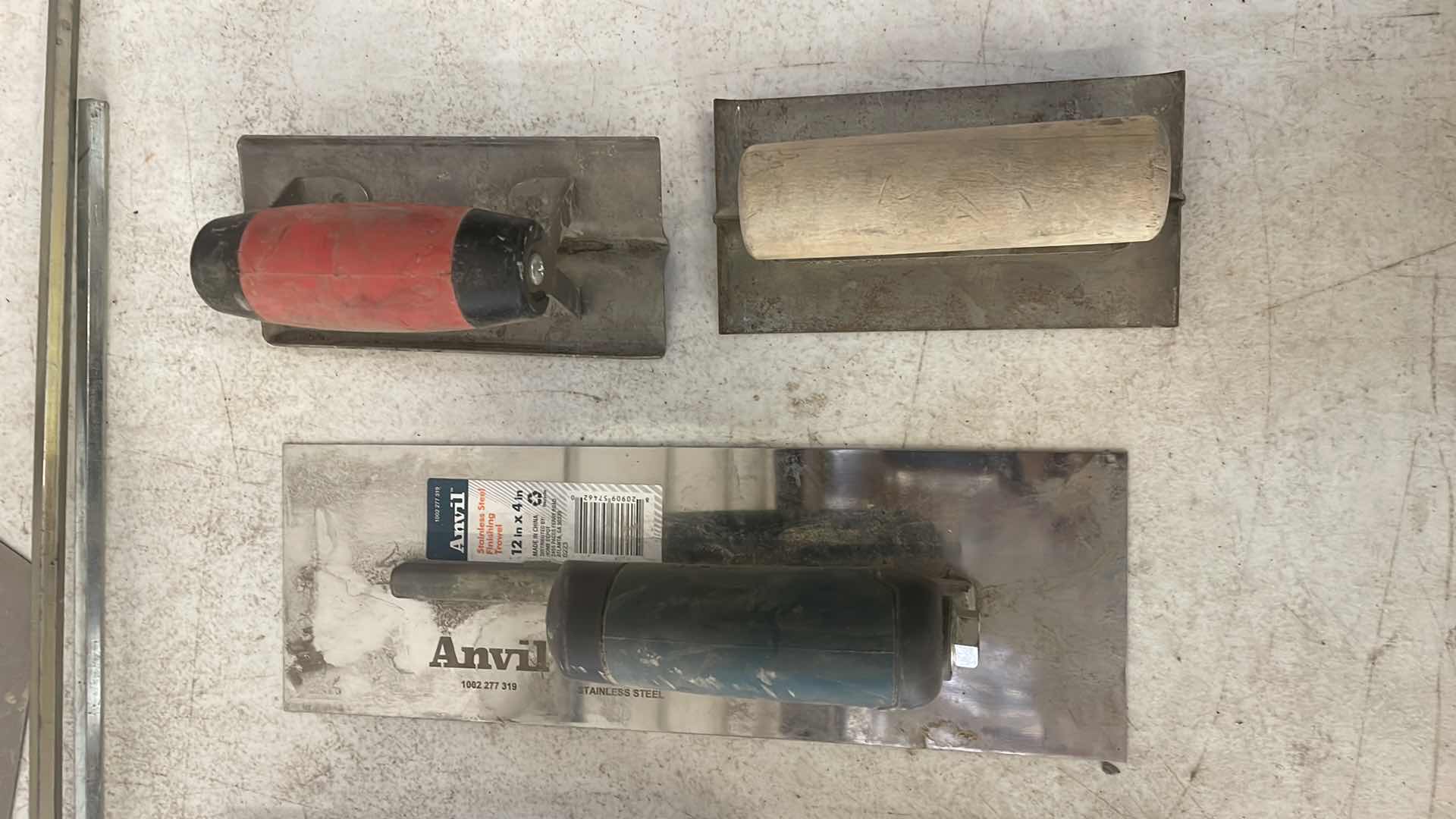 Photo 2 of CONCRETE TOOLS TROWELS FLOAT EDGER TOOL