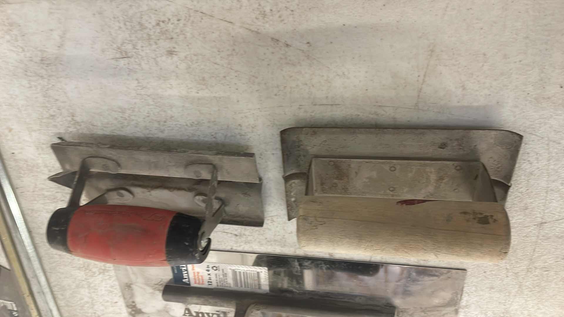 Photo 3 of CONCRETE TOOLS TROWELS FLOAT EDGER TOOL