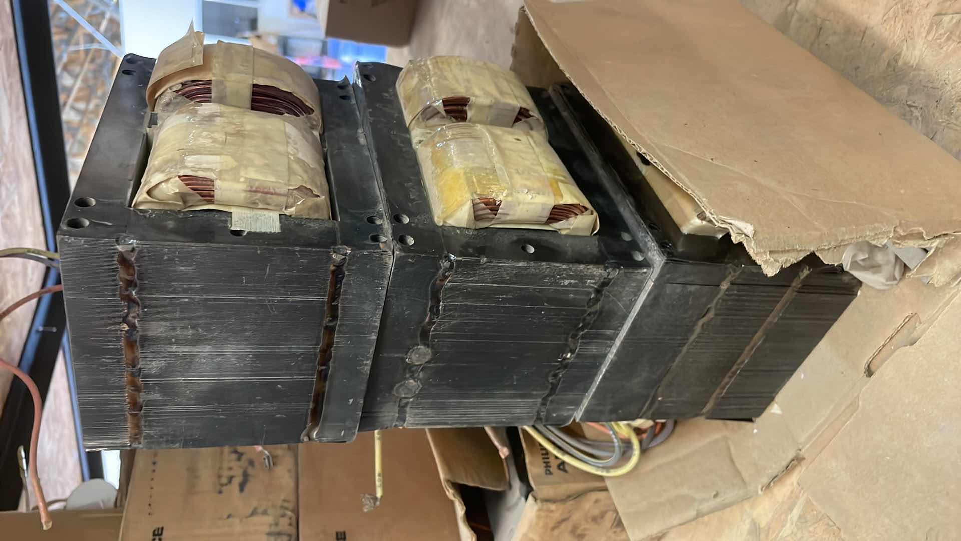 Photo 9 of VARIETY BALLASTS