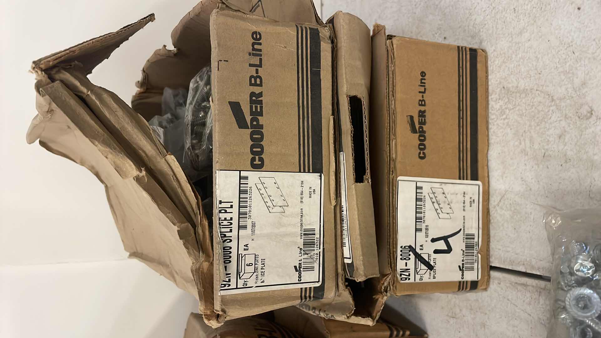 Photo 1 of B-LINE SPLICE PLATES 9G-8004 9ZN-8006 9ZN-4004 9ZN-7024