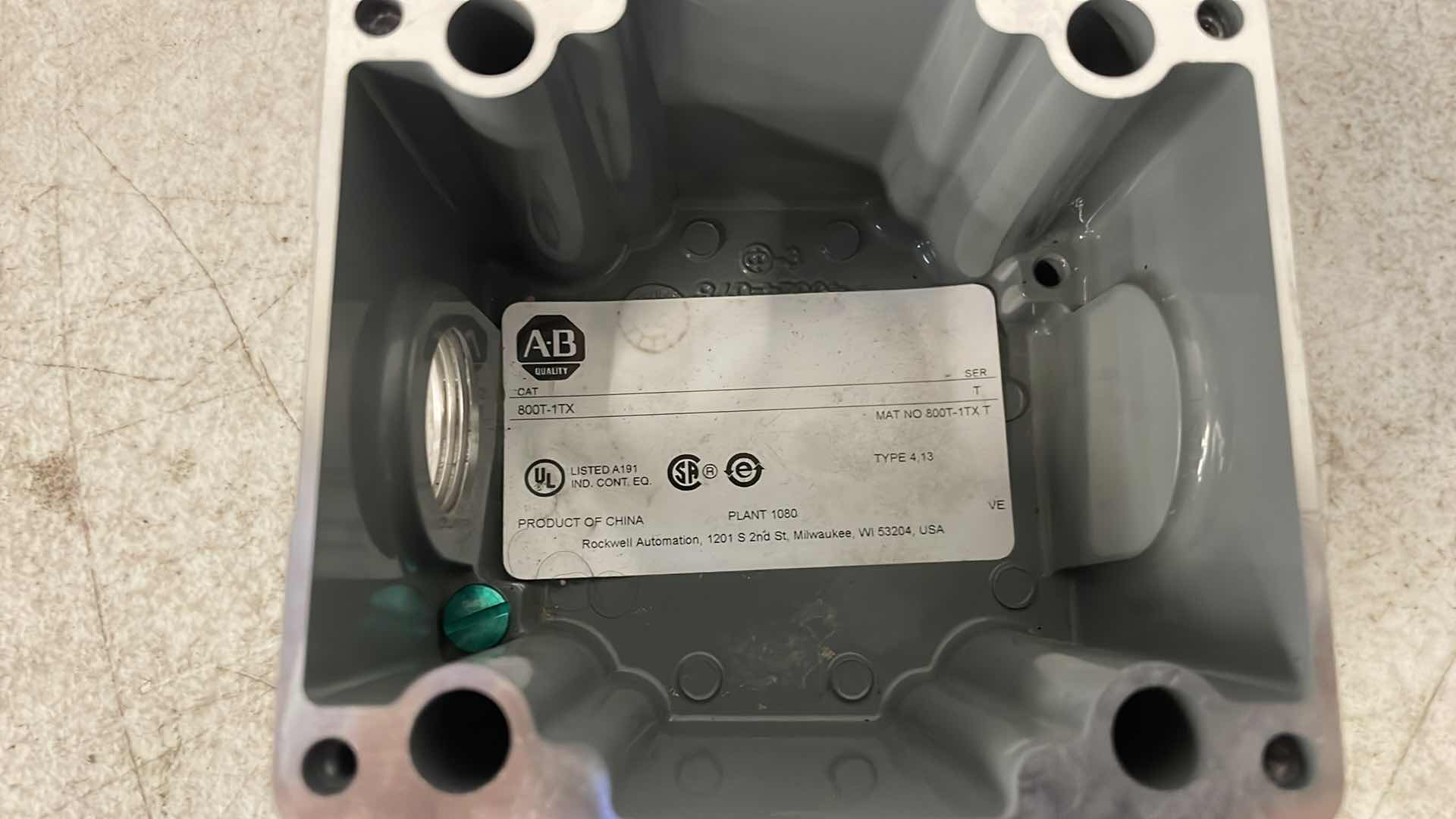 Photo 1 of ALLEN-BRADLEY 800T-1TX