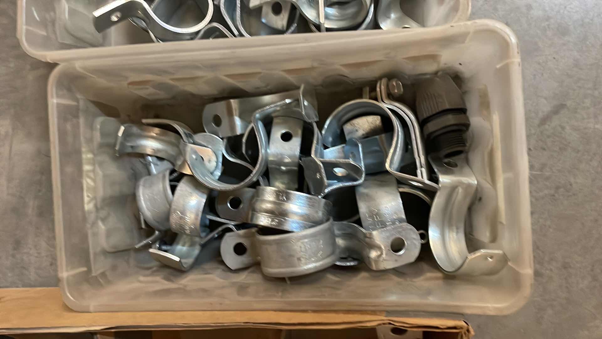 Photo 7 of 1 HOLE RIDGID STRAPS 1-1/4”-3