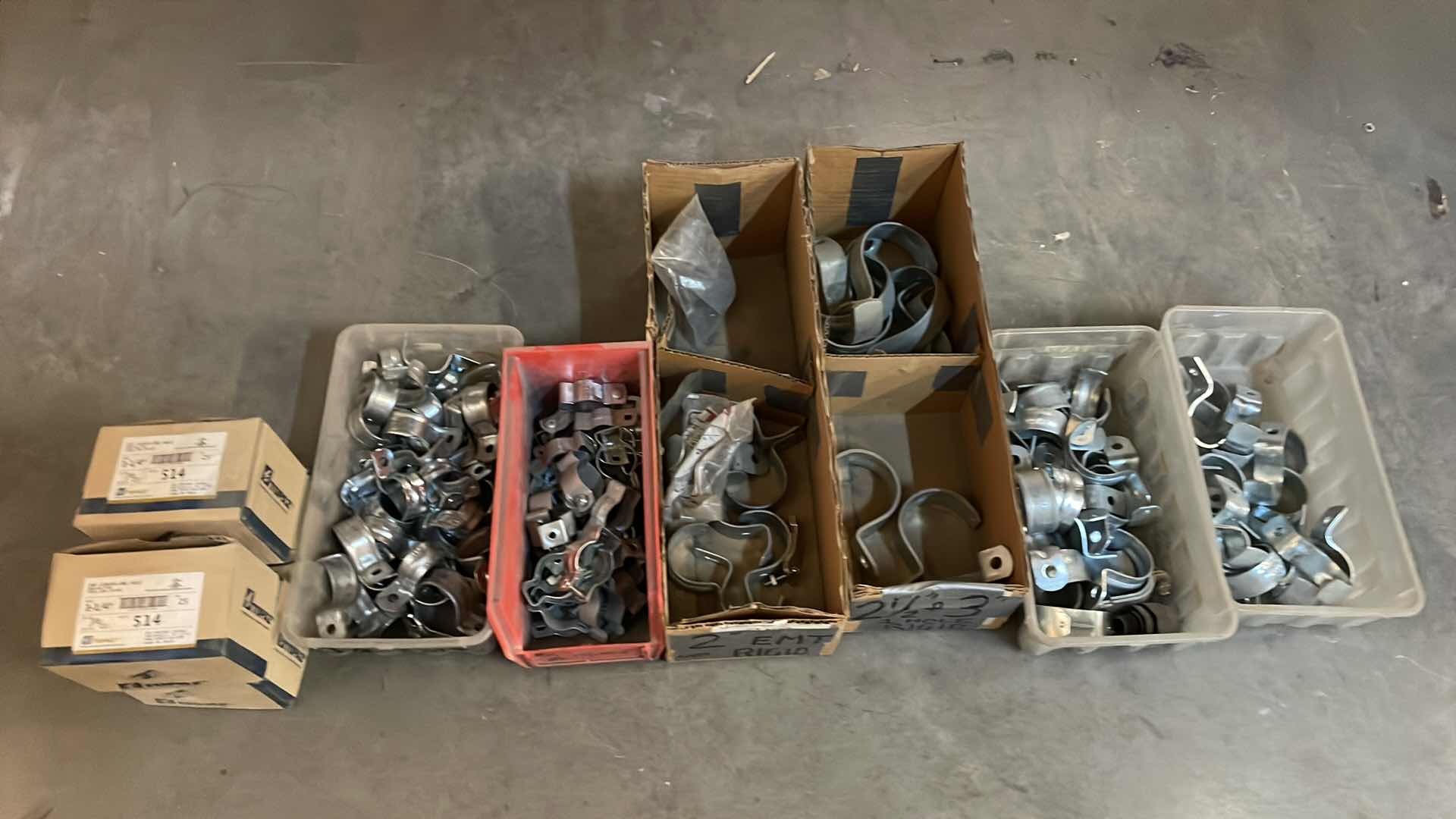 Photo 1 of 1 HOLE RIDGID STRAPS 1-1/4”-3