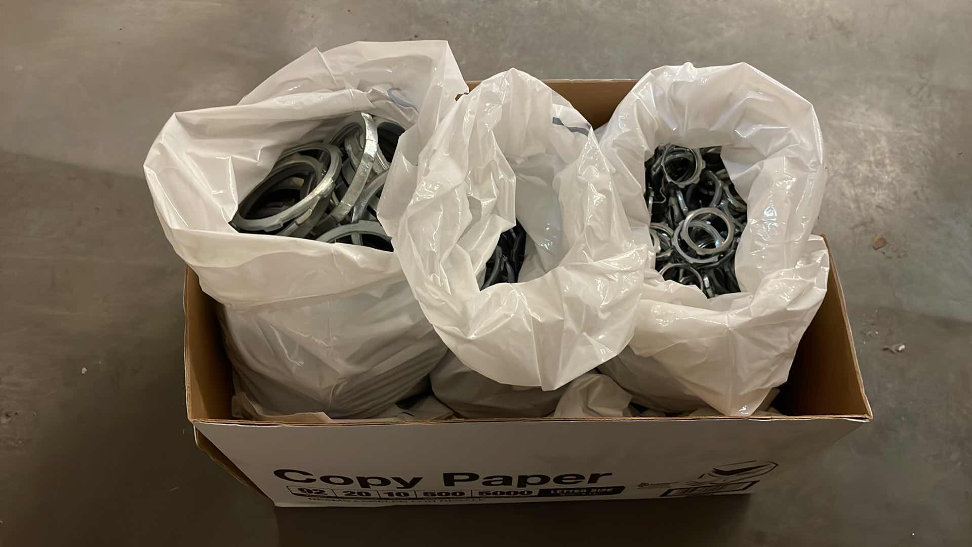 Photo 1 of EXTRA LOCK RINGS VARIOUS SIZES