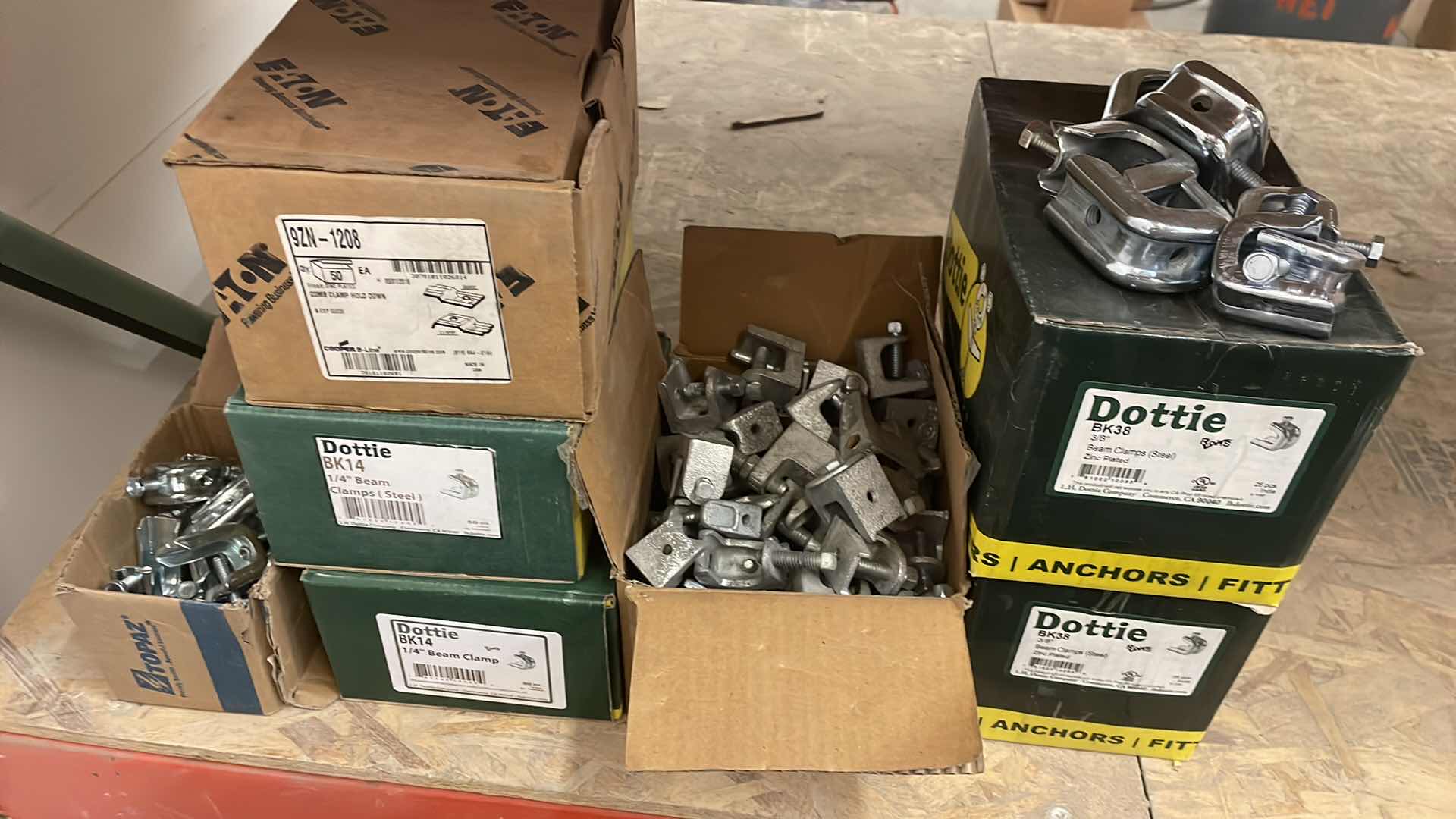 Photo 1 of DOTTIE BEAM CLAMPS TOPAZ BEAM CLAMS