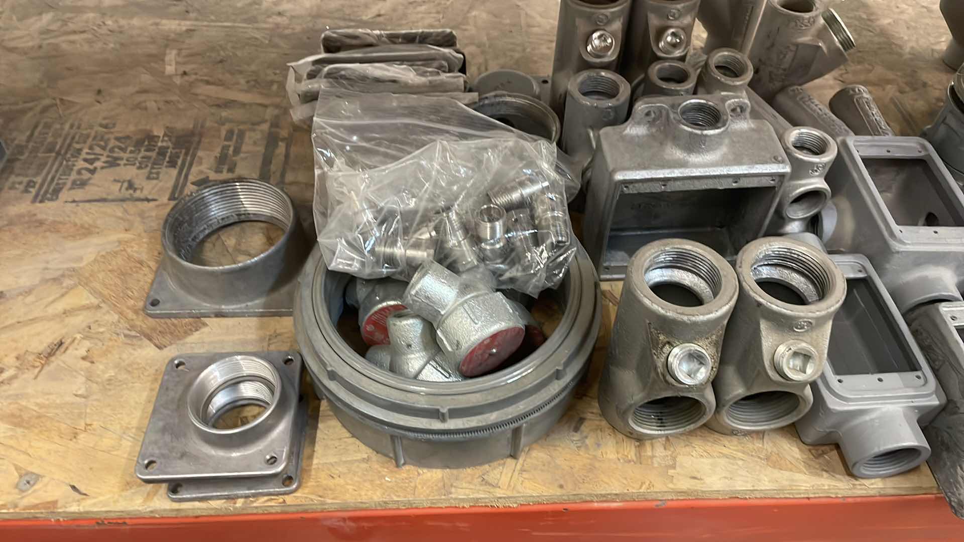 Photo 1 of CROUSE HINDS VARIETY OF ELECTRICAL MATERIALS