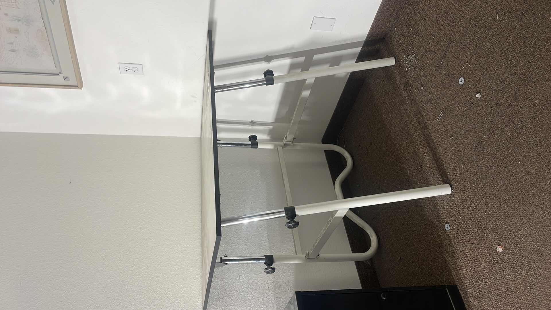 Photo 3 of ALVIN 30" X 42" ONYX DRAFTING TABLE