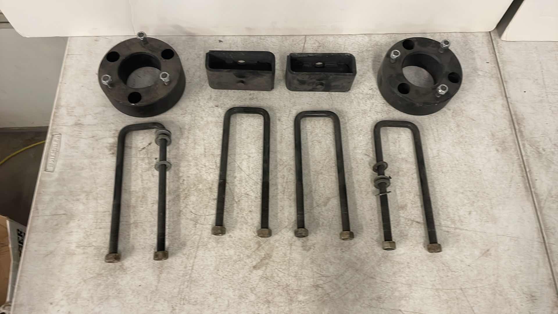 Photo 1 of 2” LIFT KIT UNSURE WHAT KIND OF VEHICLE