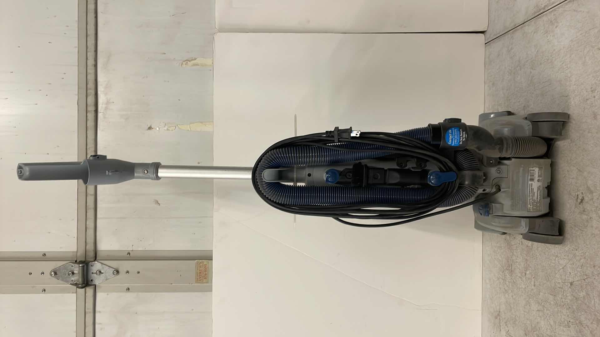 Photo 3 of HOOVER POWERED BRUSHROLL SPRINT QUICK VACUUM