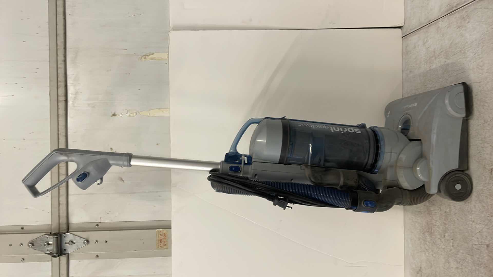 Photo 1 of HOOVER POWERED BRUSHROLL SPRINT QUICK VACUUM