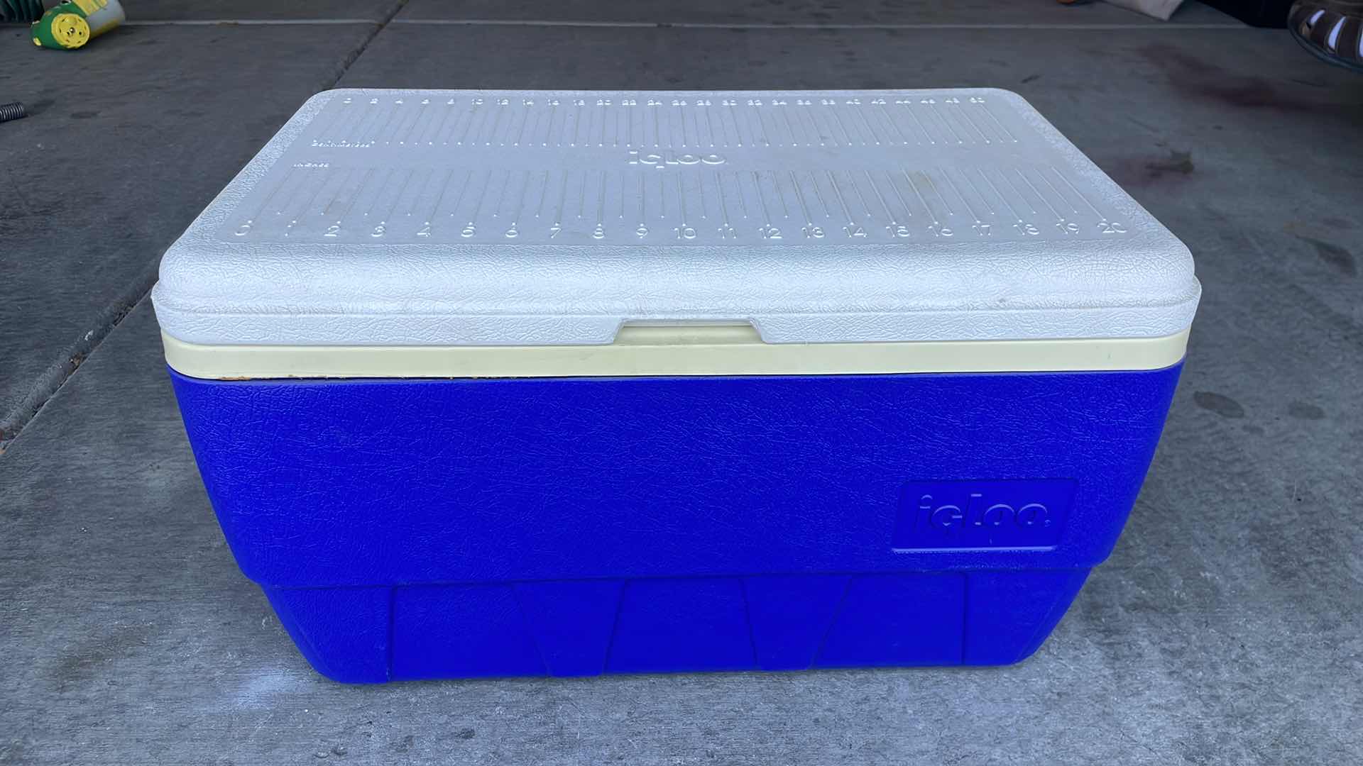Photo 1 of IGLOO ICE CHEST & IGLOO WATER JUG