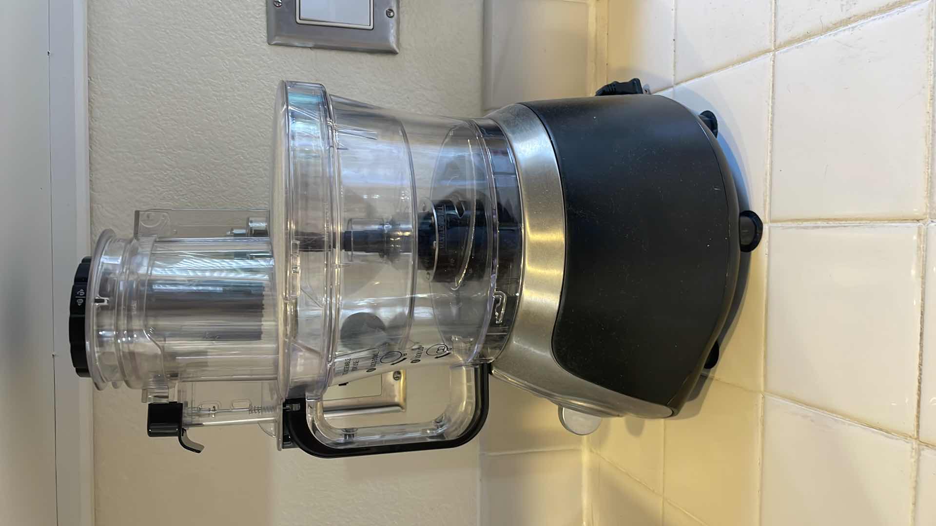 Photo 1 of HAMILTON BEACH DELUXE FOOD PROCESSOR