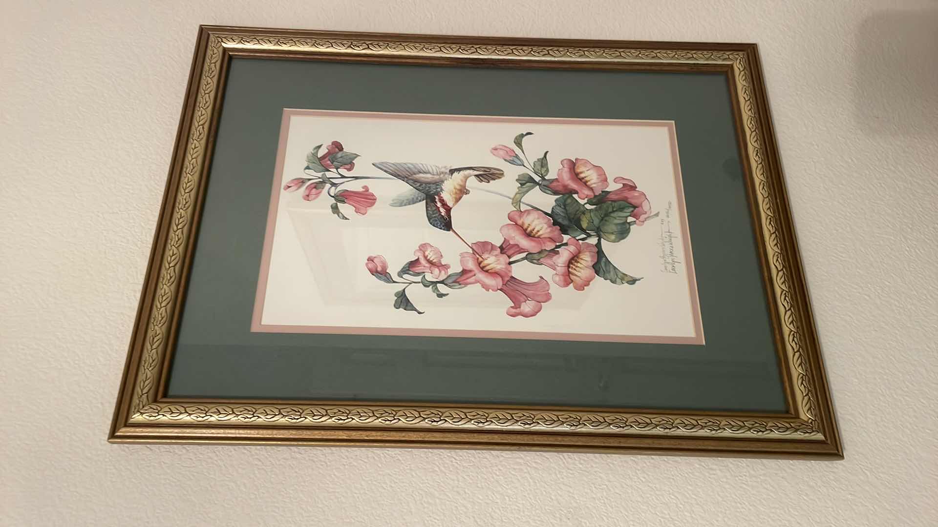 Photo 1 of HUMMINGBIRD WALL ART & FLORAL DECOR