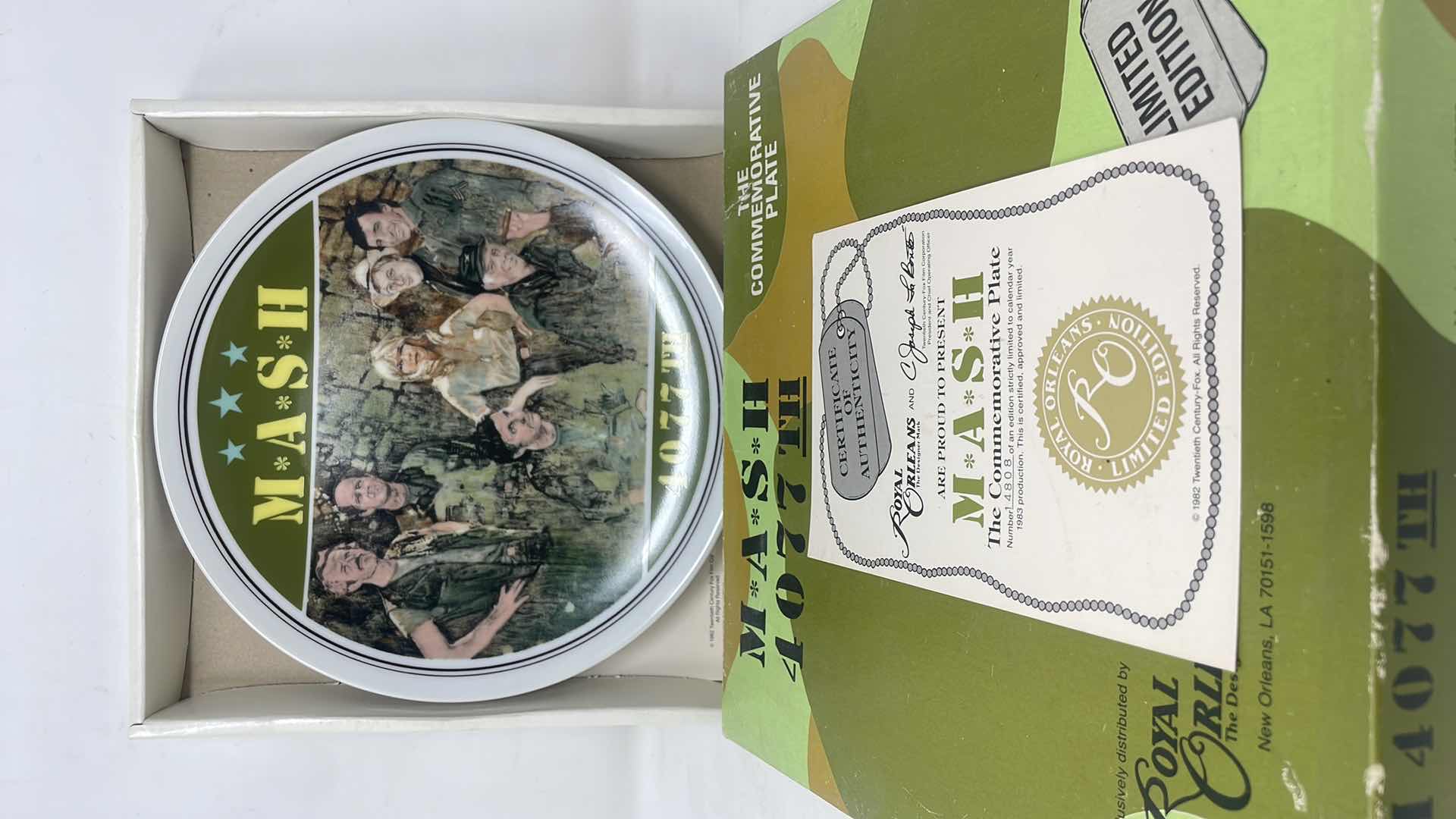 Photo 1 of MASH 4077TH, COMMEMORATIVE PLATE, NEW, ROYAL ORLEANS, VINTAGE 1982