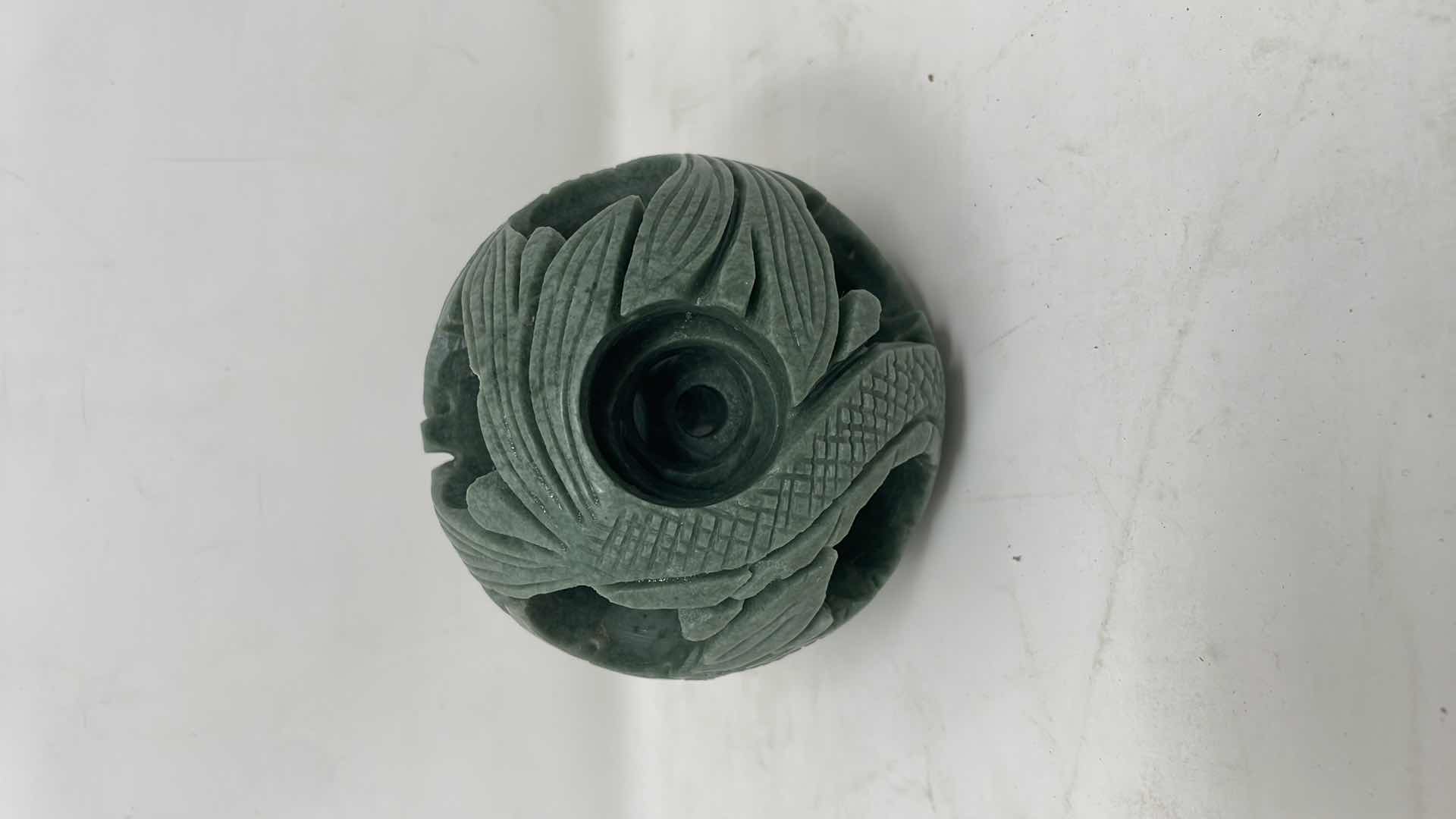 Photo 3 of LARGE NATURAL JADE QUARTZ CRYSTAL CARVINGS STONE 90MM-100MM 1PC PRIMARY STONES AND MINERALS