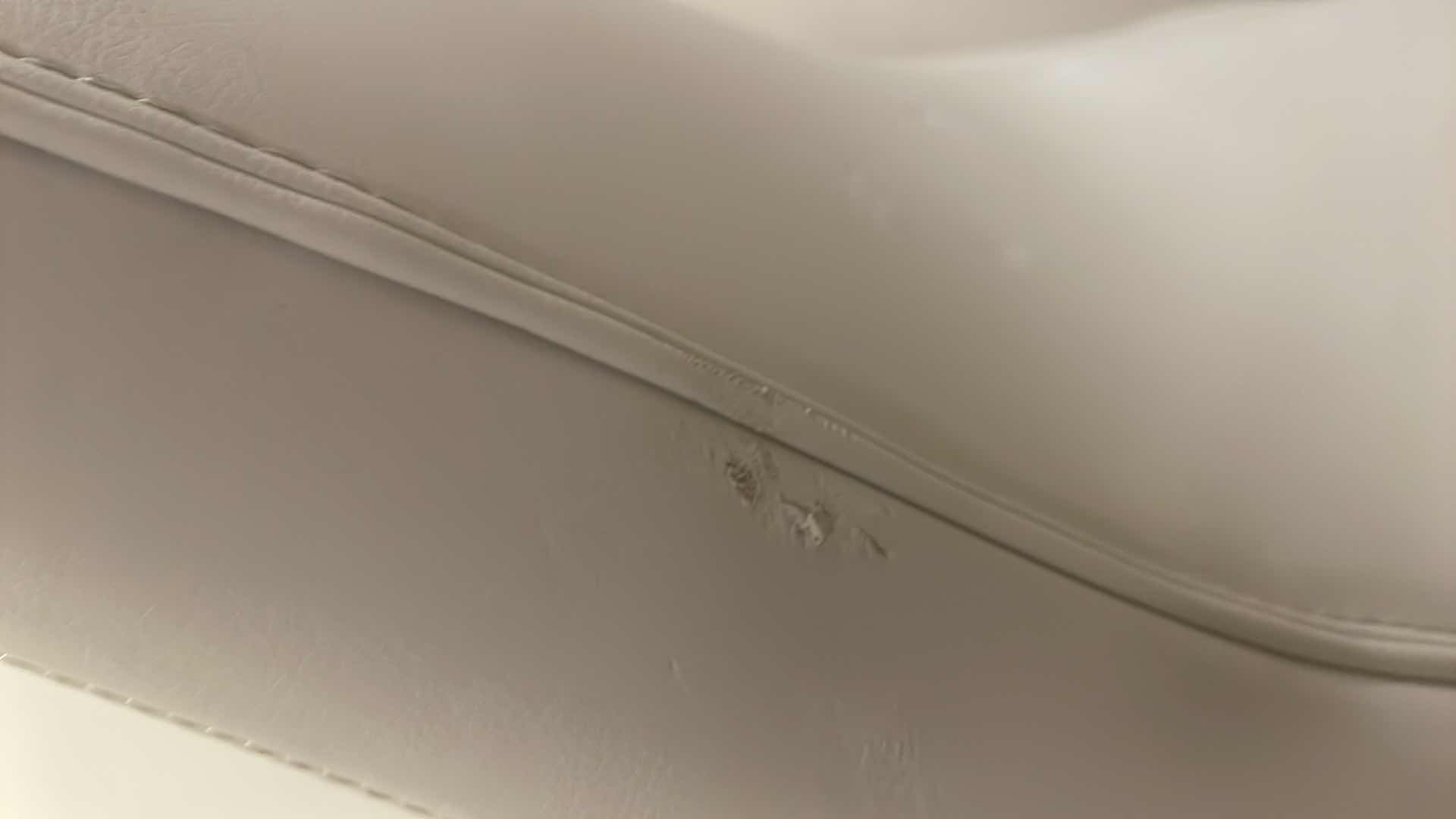 Photo 1 of LA-Z-BOY - BAYLOR MODERN BONDED LEATHER EXECUTIVE CHAIR - WHITE - BONDED LEATHER