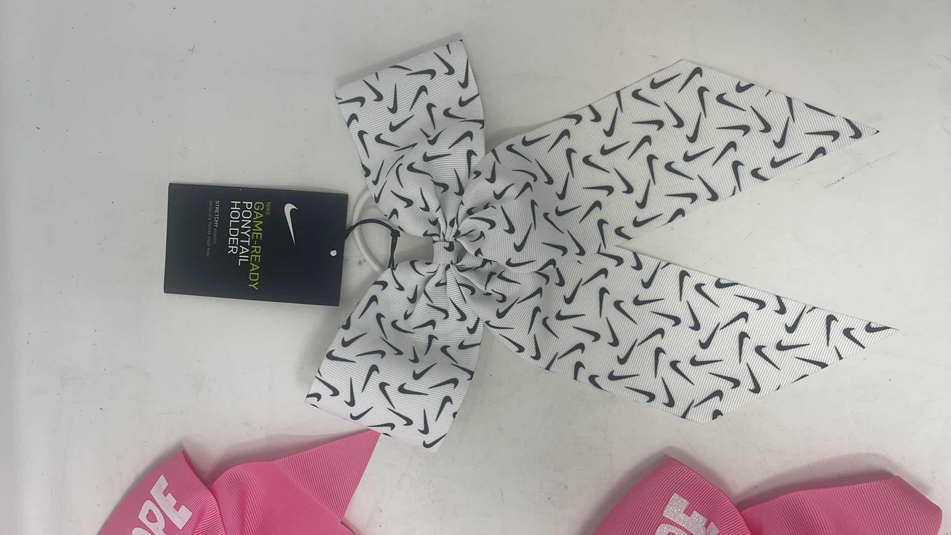 Photo 2 of GAME READY PONYTAIL HOLDERS 1 NIKE