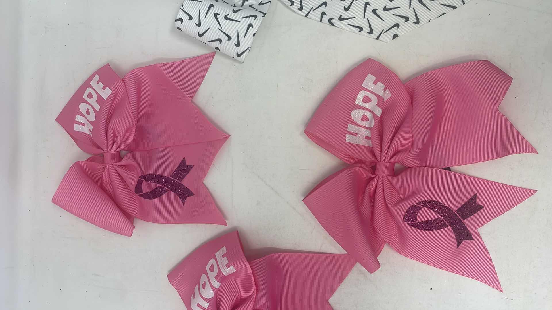 Photo 3 of GAME READY PONYTAIL HOLDERS 1 NIKE