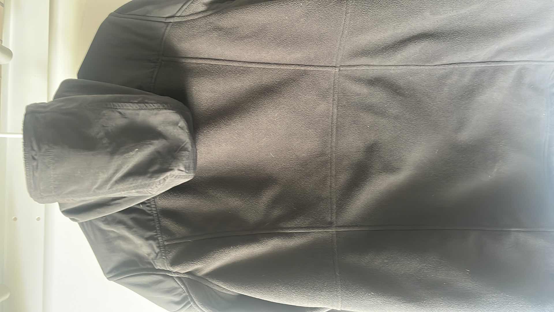 Photo 1 of DULUTH HOODED JACKET WOMENS SIZE LARGE BLACK