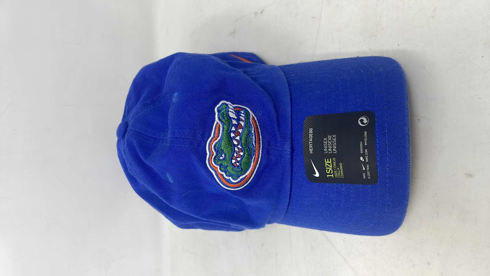 Photo 1 of NIKE FLORIDA GATORS UNISEX 1 SIZE HAT