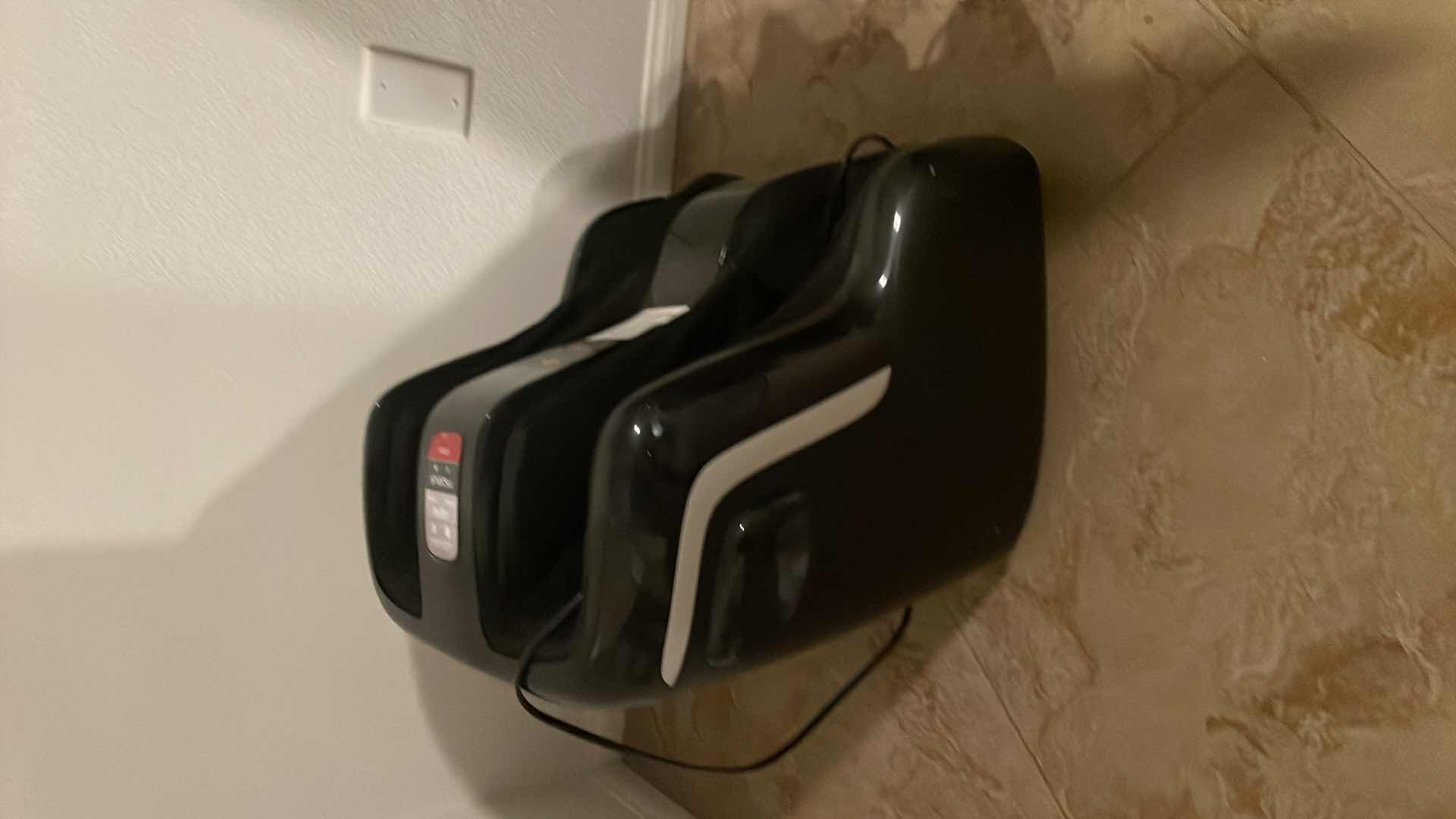 Photo 1 of REFLEX 5s FOOT AND CALF MASSAGER