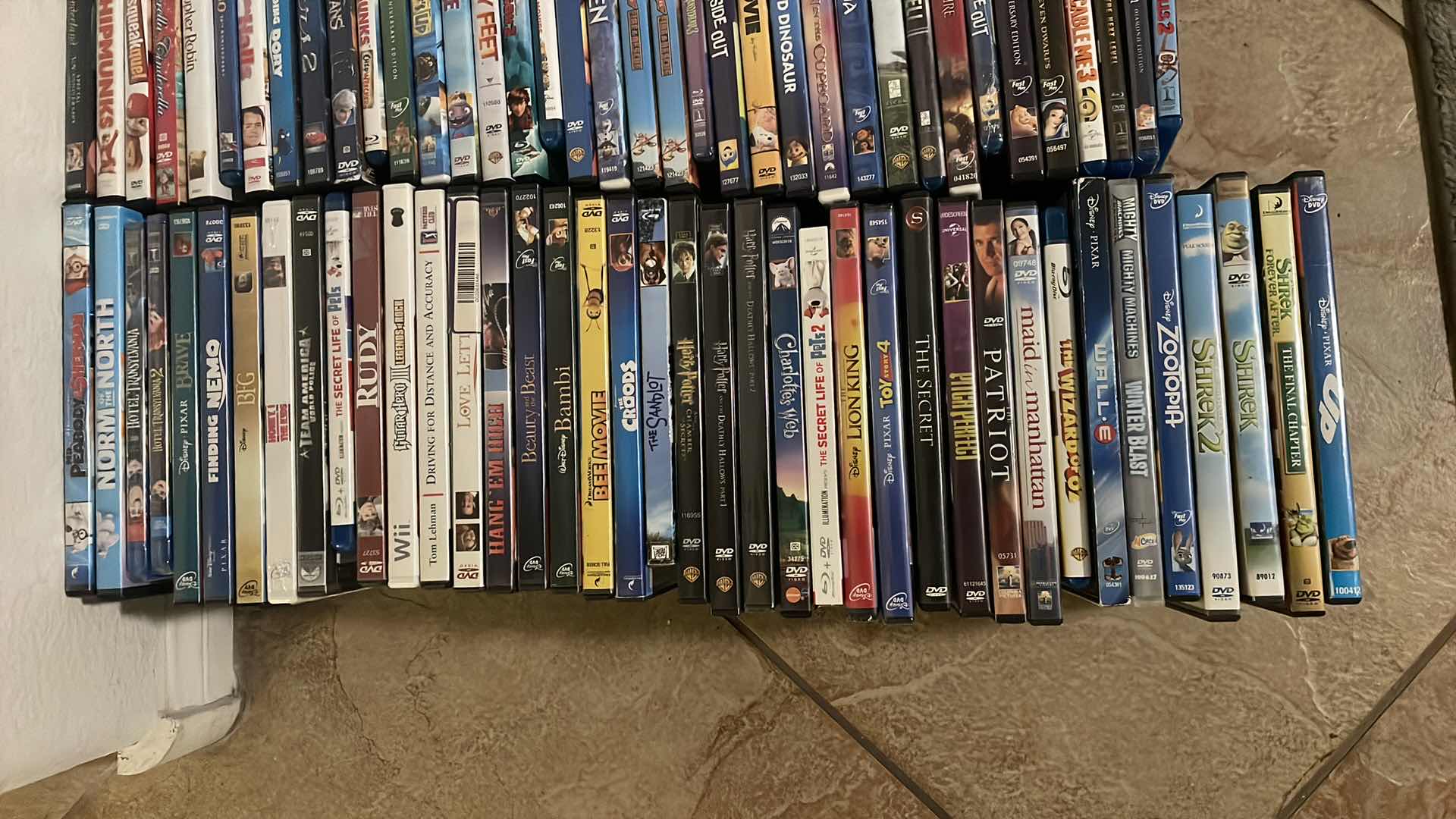 Photo 1 of DVDS BLU RAY DISNEY, COMEDIES