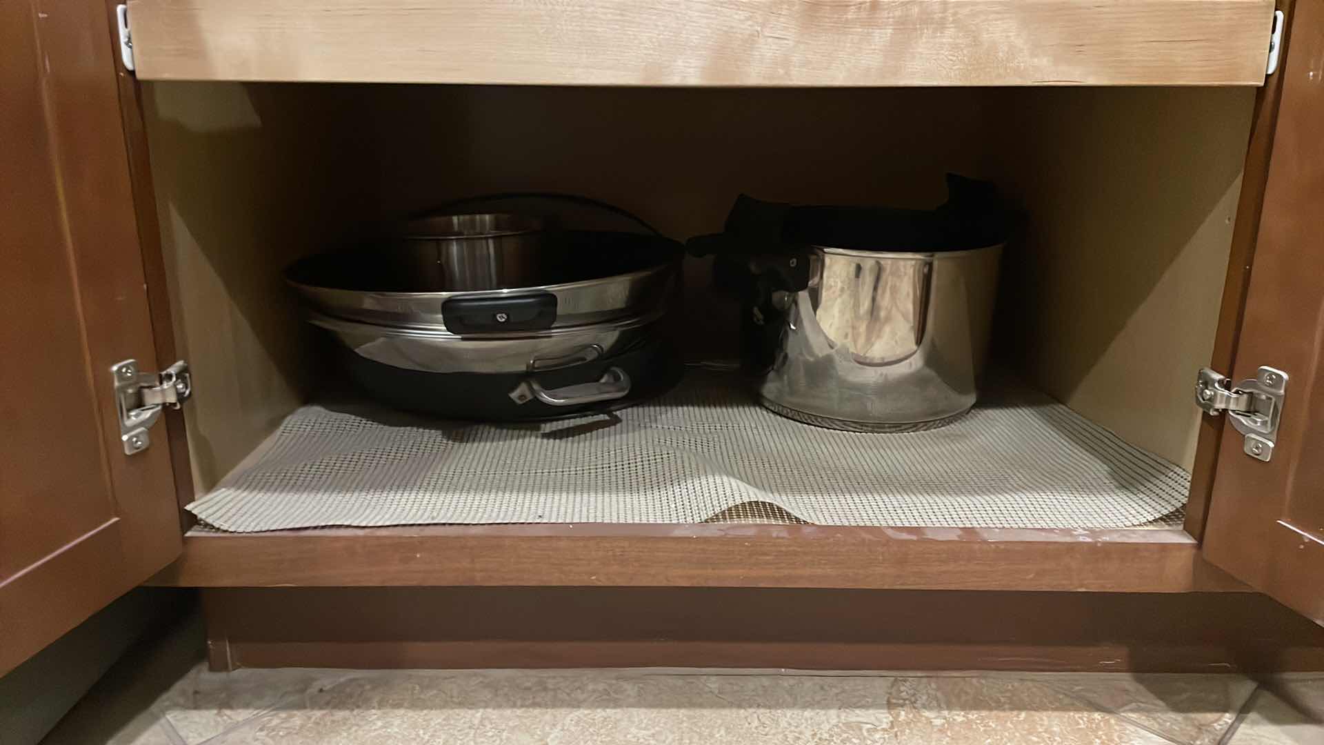 Photo 1 of CONTENTS OF SHELVES POT AND PANS