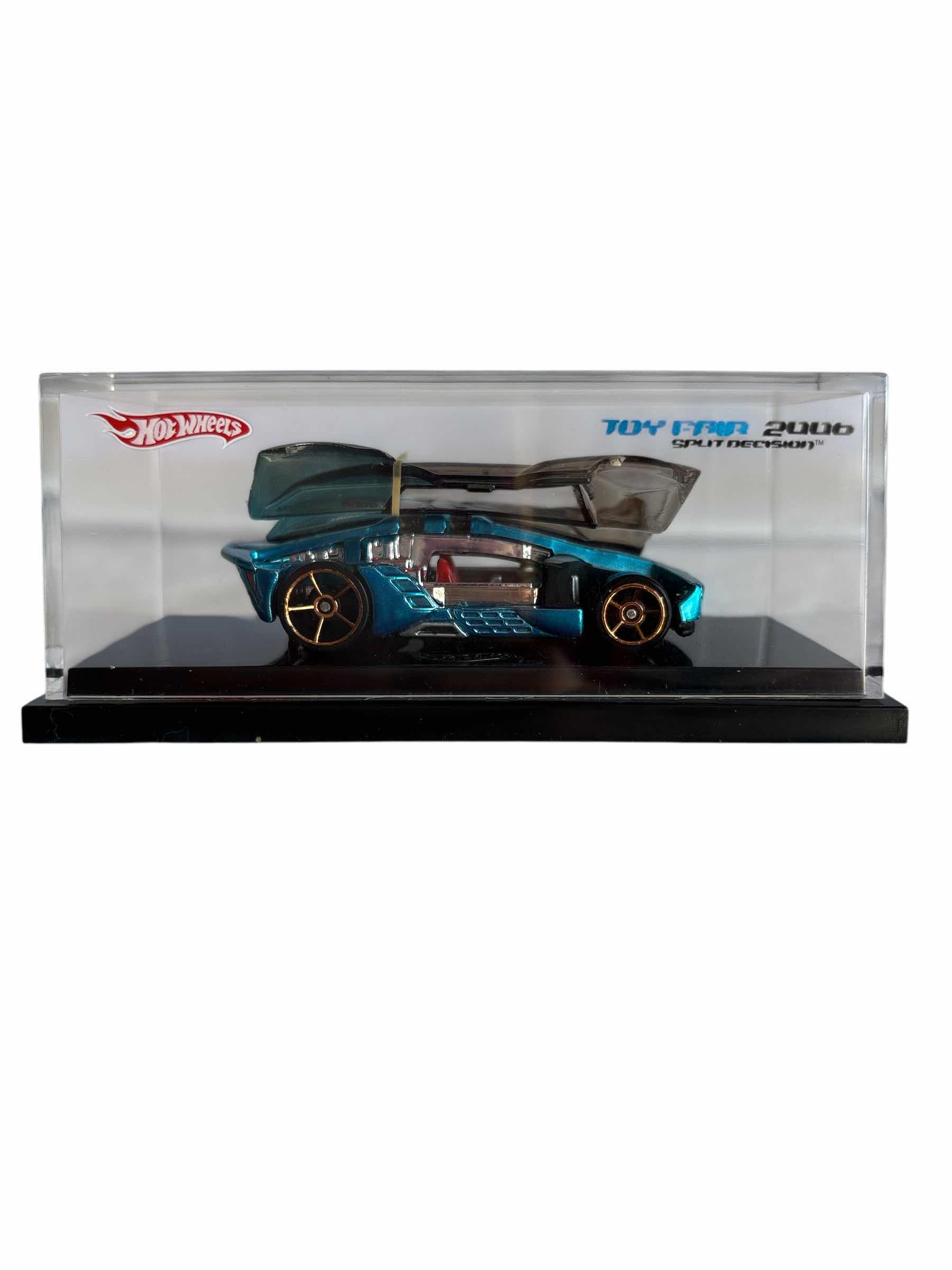 Photo 1 of NIC HOT WHEELS TOY FAIR 2006 SPLIT DECISION