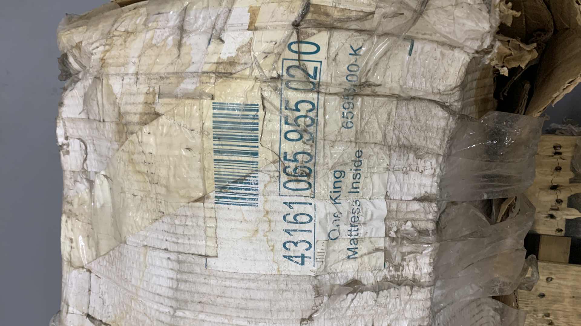 Photo 1 of OKIOKI KING MATTRESS MODEL 65955.00-K