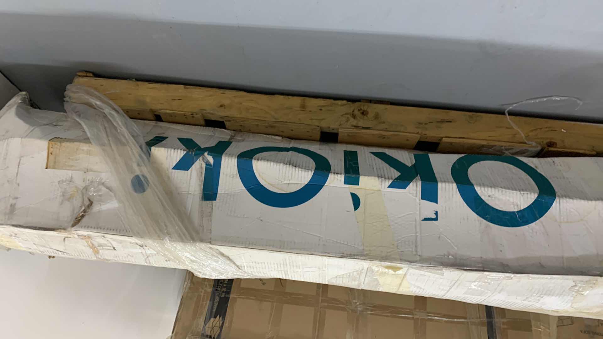 Photo 1 of OKIOKI KING MATTRESS MODEL 65955.00-K