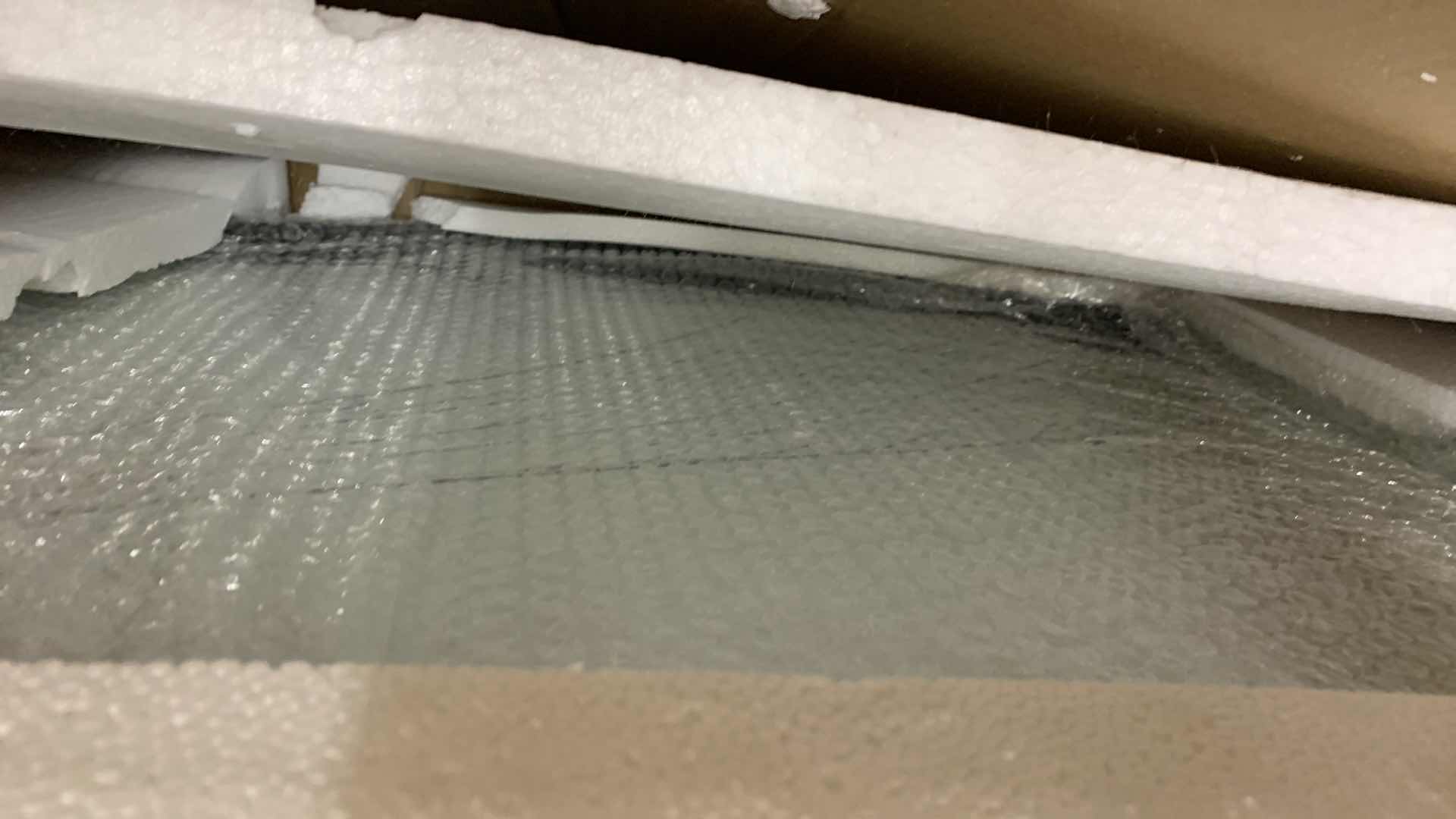 Photo 1 of HOME DEPOT MEDIUM ORNATE CLASSIC ACCENT MIRROR MODEL 1006332204 40" X 24" 