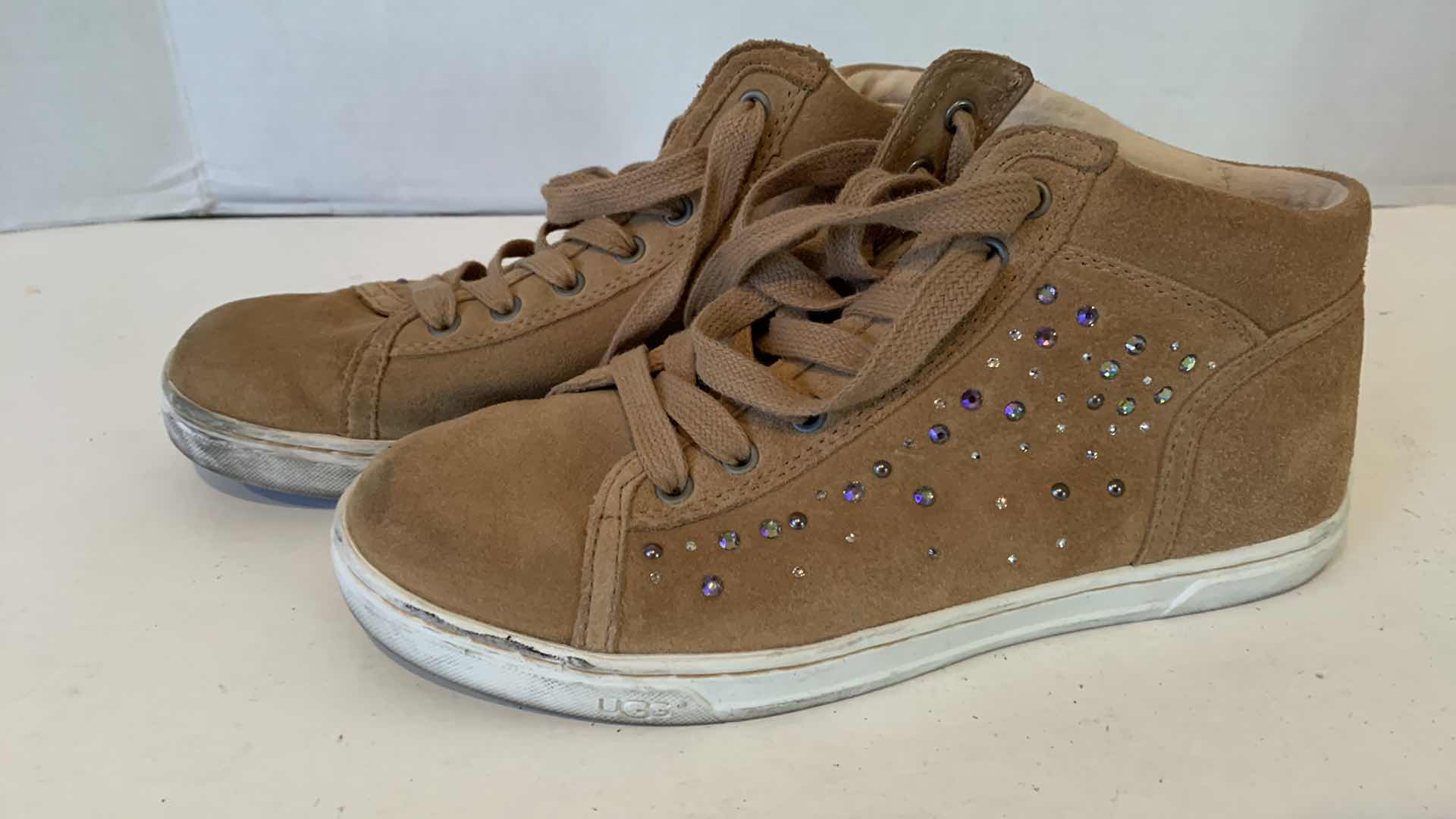 Photo 1 of UGG SUEDE TRAINERS SHOES SIZE 8
