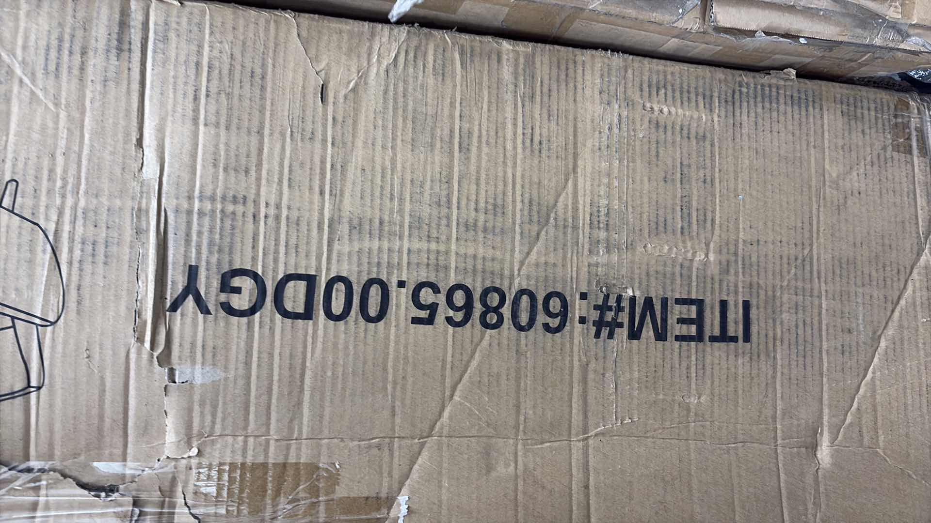 Photo 7 of ALSCOT MID-CENTURY MODERN FABRIC TUFTED OVERSIZE GREY LOVESEAT