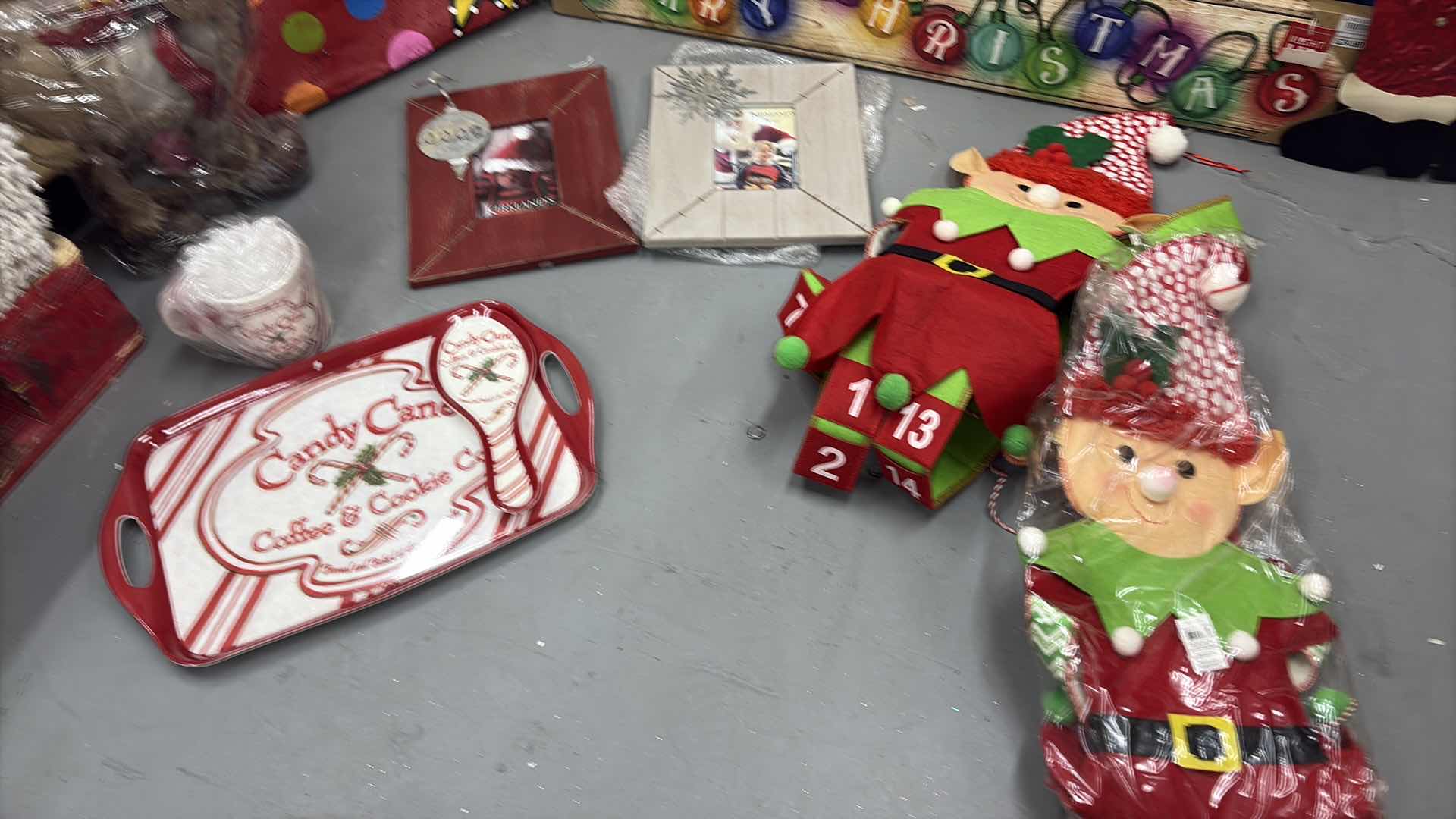 Photo 1 of MISCELLANEOUS CHRISTMAS DECOR