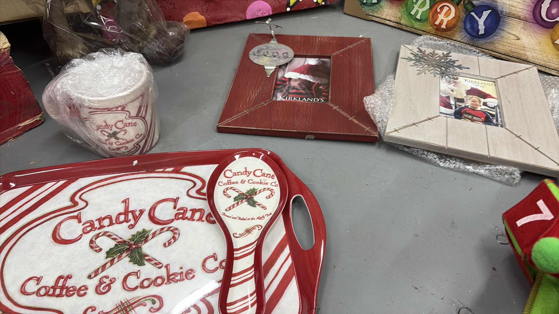 Photo 1 of MISCELLANEOUS CHRISTMAS DECOR