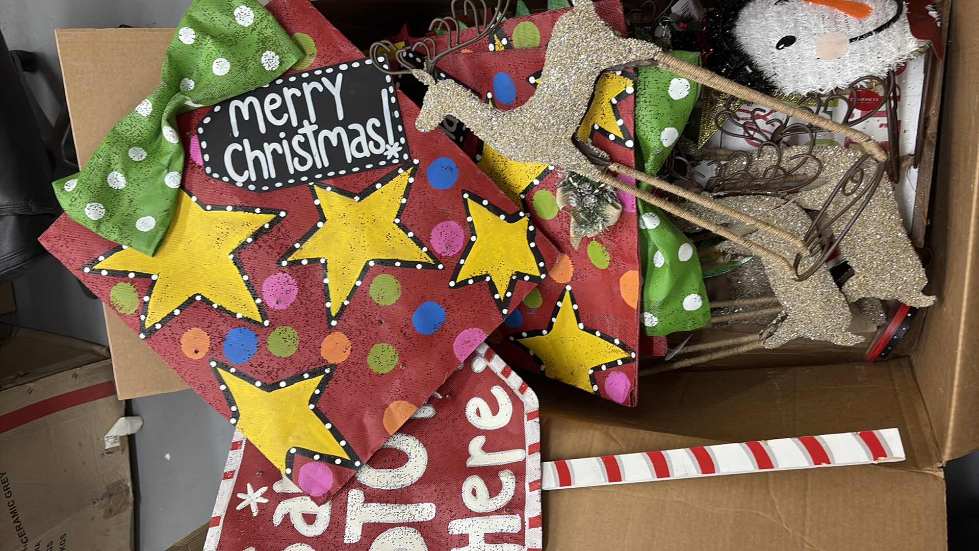 Photo 1 of LARGE BOX Of CHRISTMAS DECOR