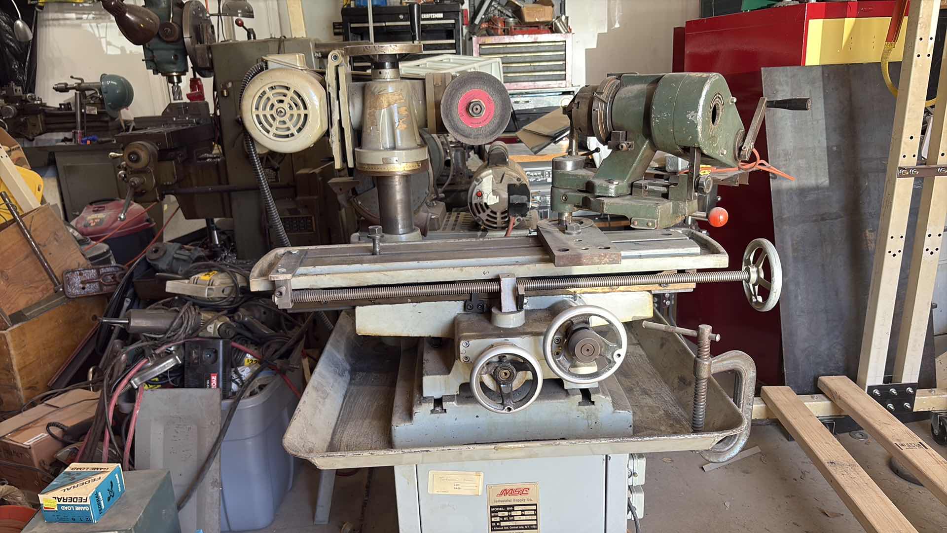 Photo 1 of MILLING AND GRINDER MACHINES
