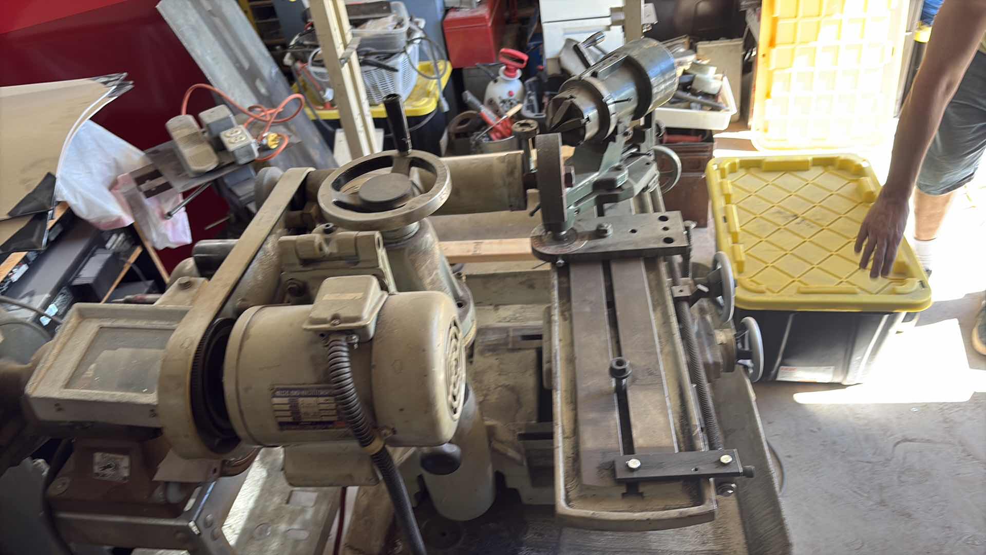 Photo 1 of MILLING AND GRINDER MACHINES