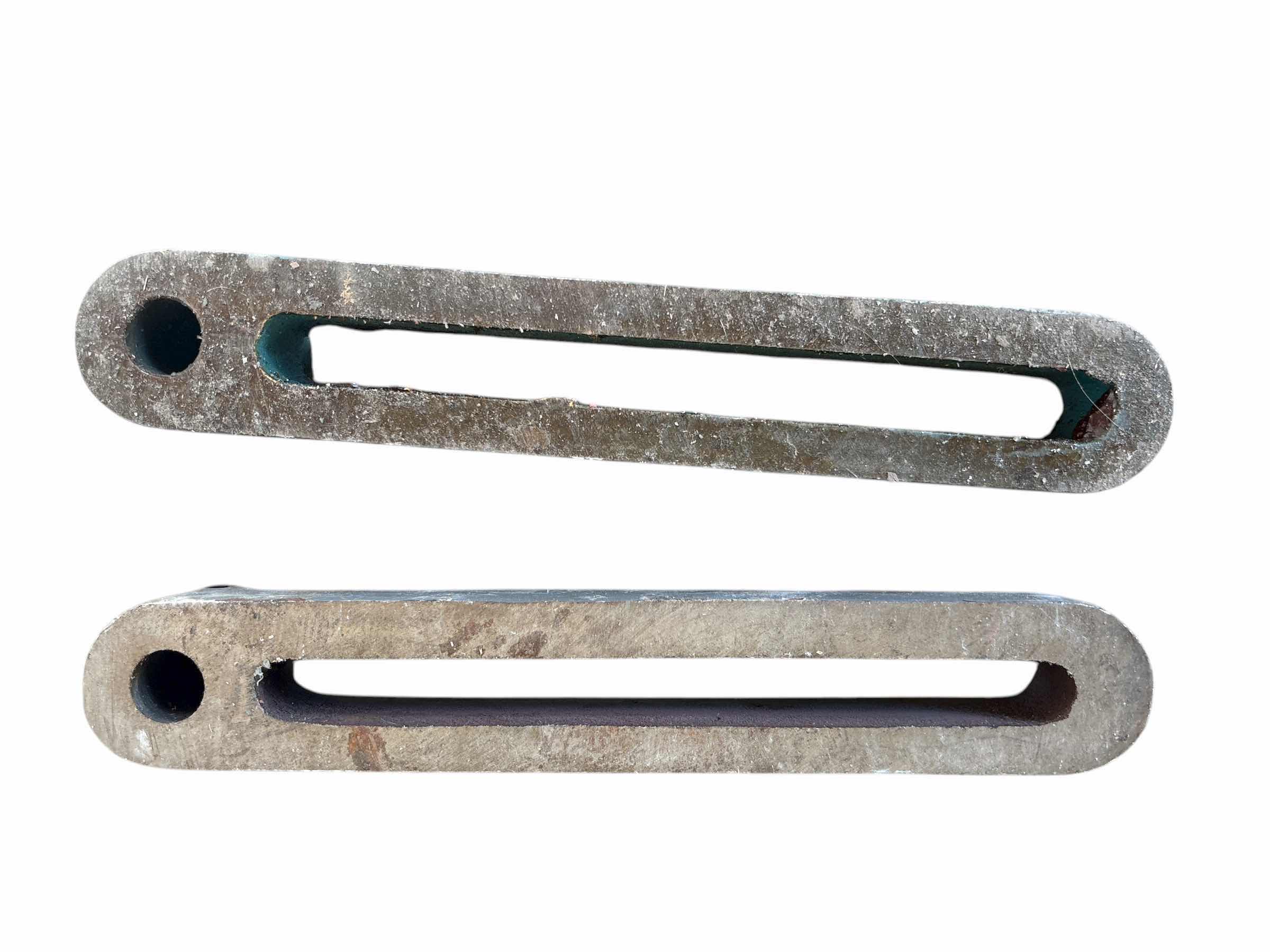 Photo 1 of (2)PCS BUCKET LINKS