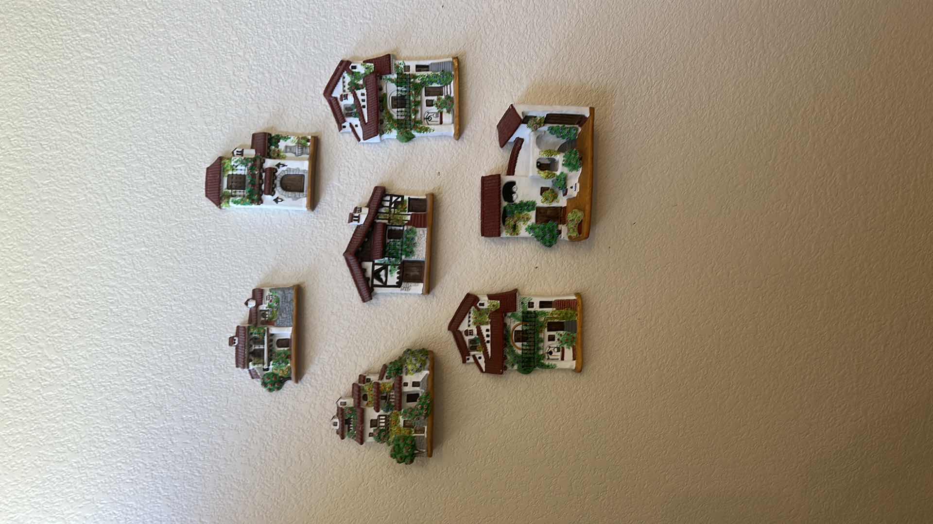 Photo 1 of 7- CERAMICA MARQUEZ CLAY POTTERY 3 D WALL HANGING