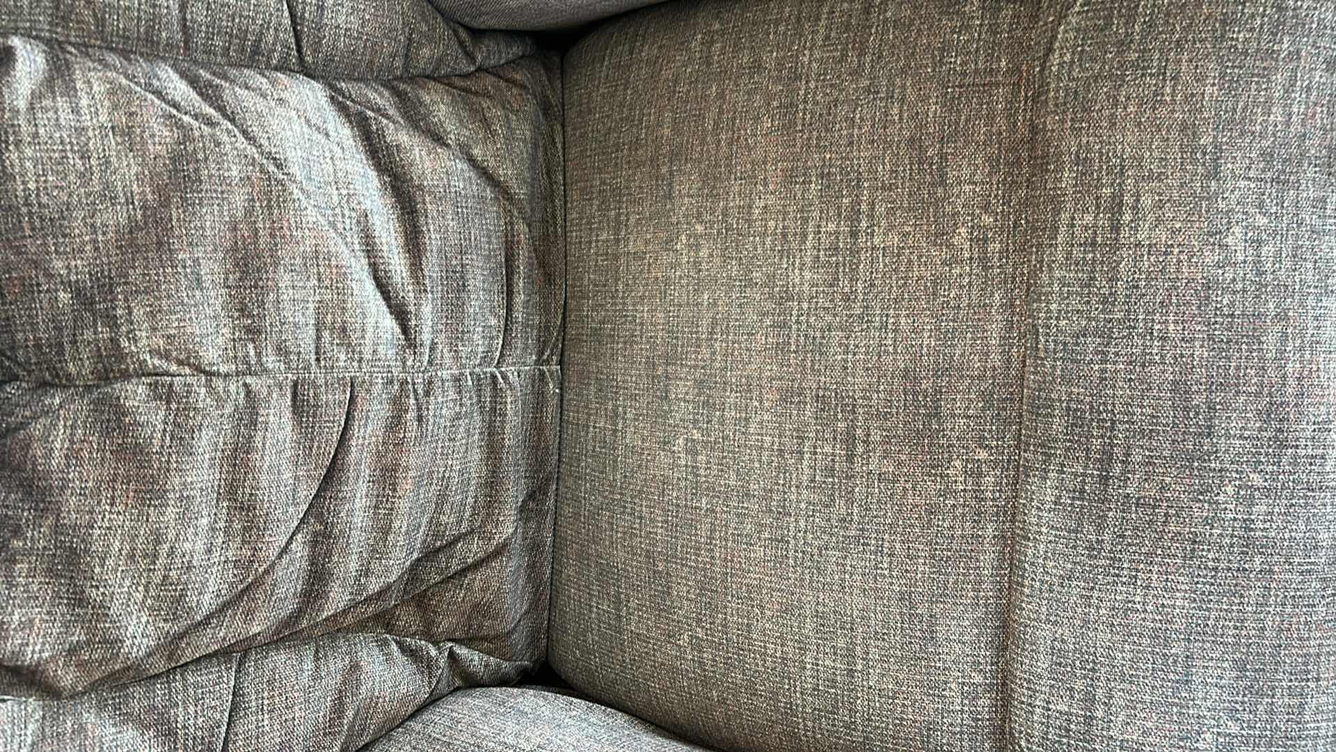 Photo 4 of LA Z BOY RELAXATION ELECTRIC RECLINER