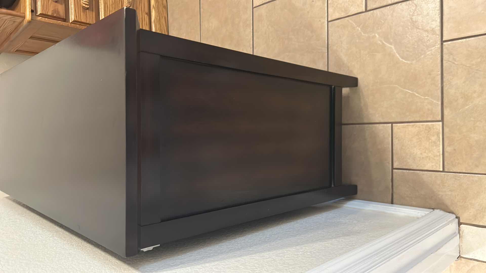 Photo 1 of PIER 1 SIMON EXPRESSO BUFFET 48” X 18” H 36”