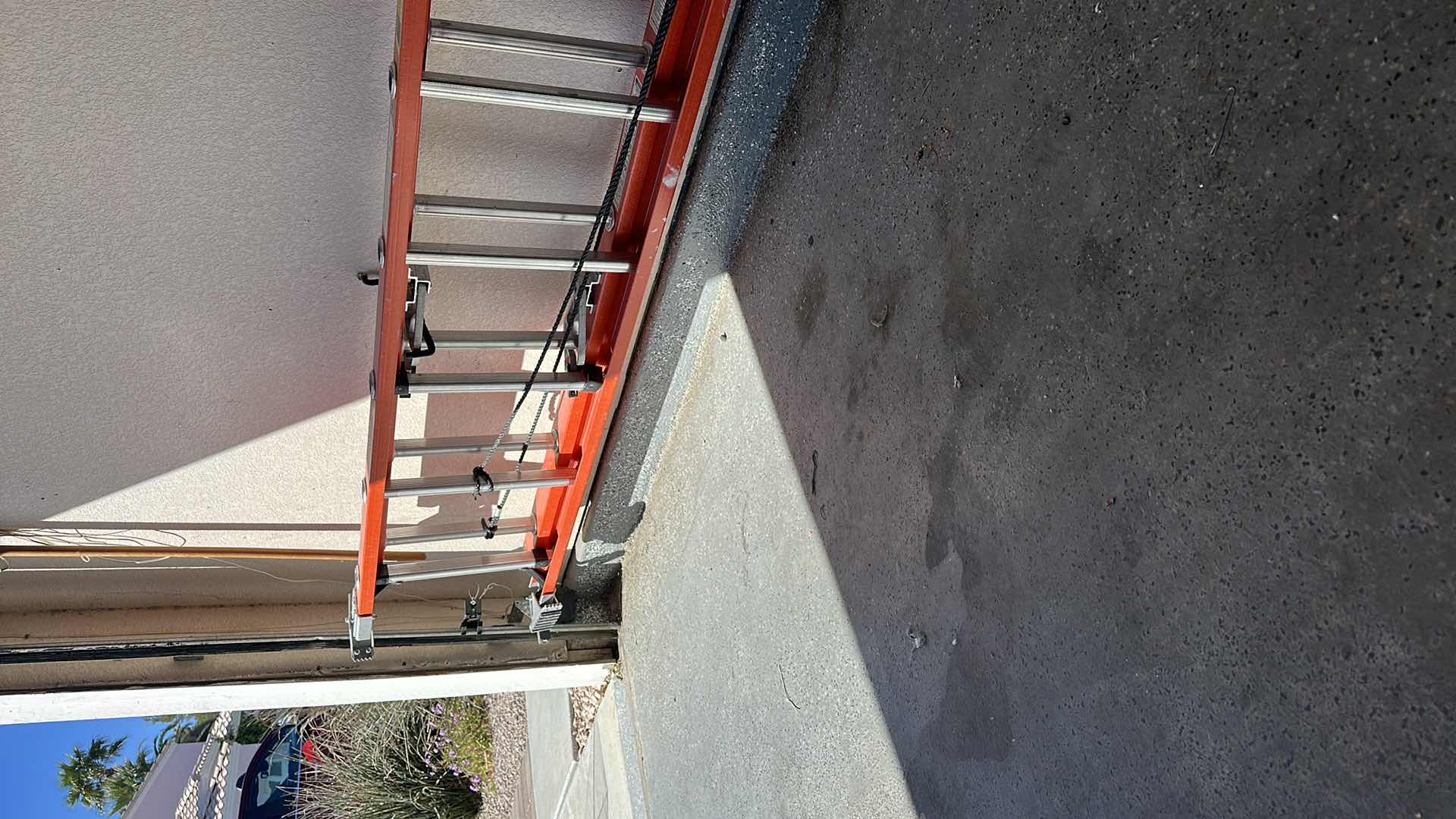 Photo 7 of 28’ WERNER EXTENDABLE LADDER