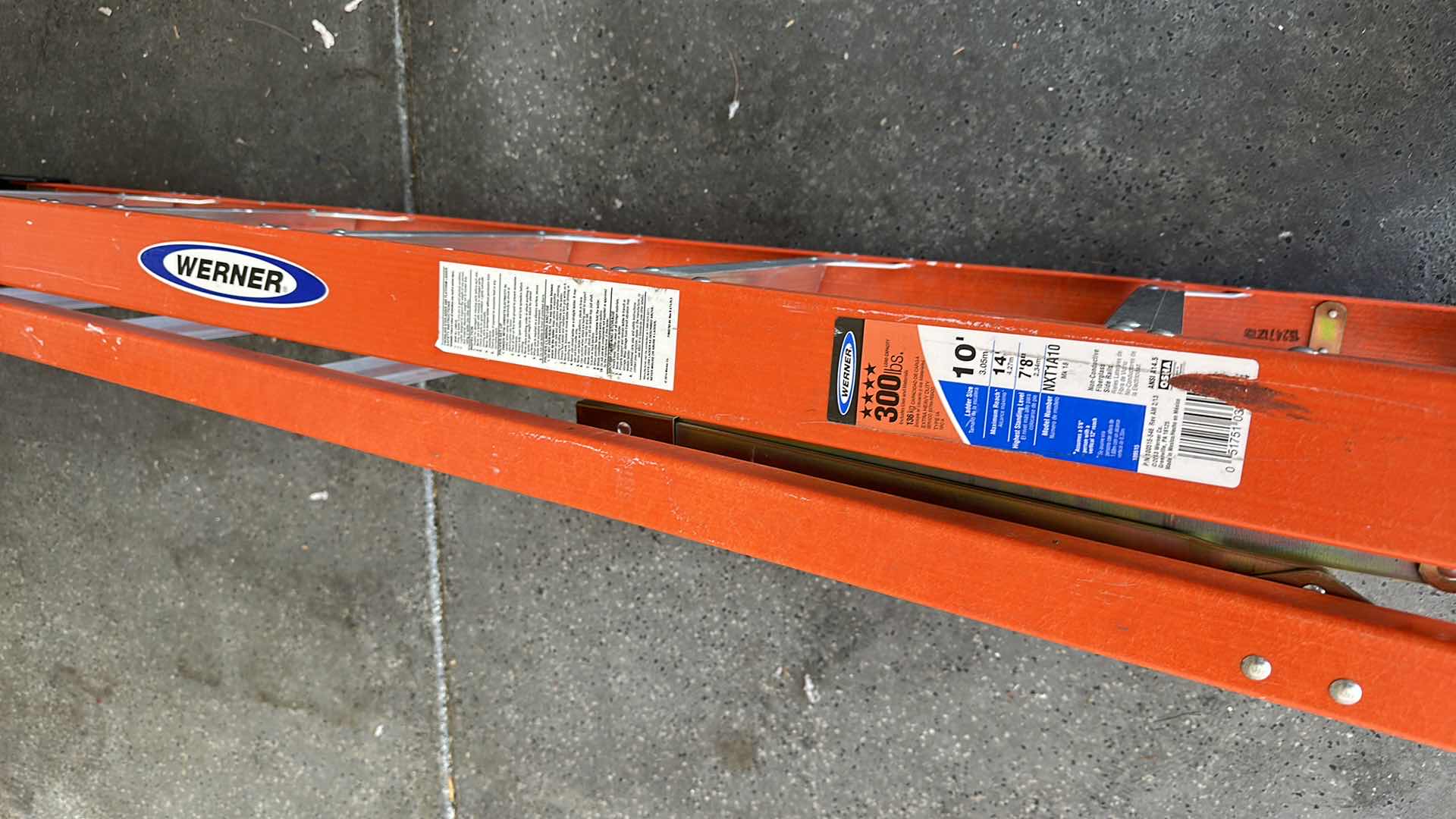 Photo 1 of 10’ WERNER LADDER